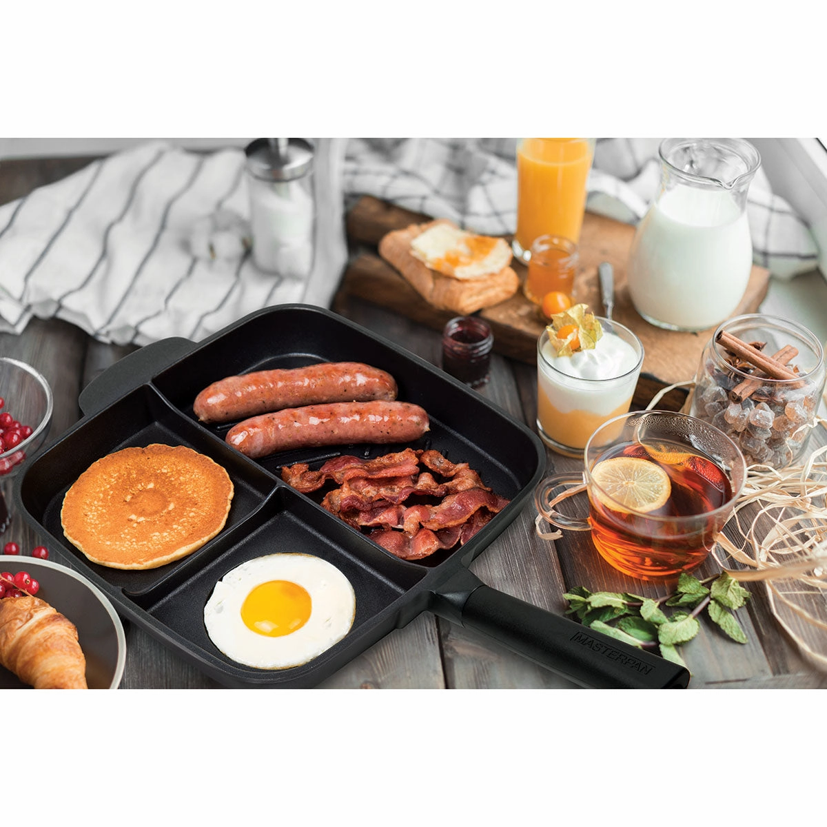 3-Section Non-Stick Cast Aluminum Grill & Griddle Skillet With Bakelite Handle, 11"