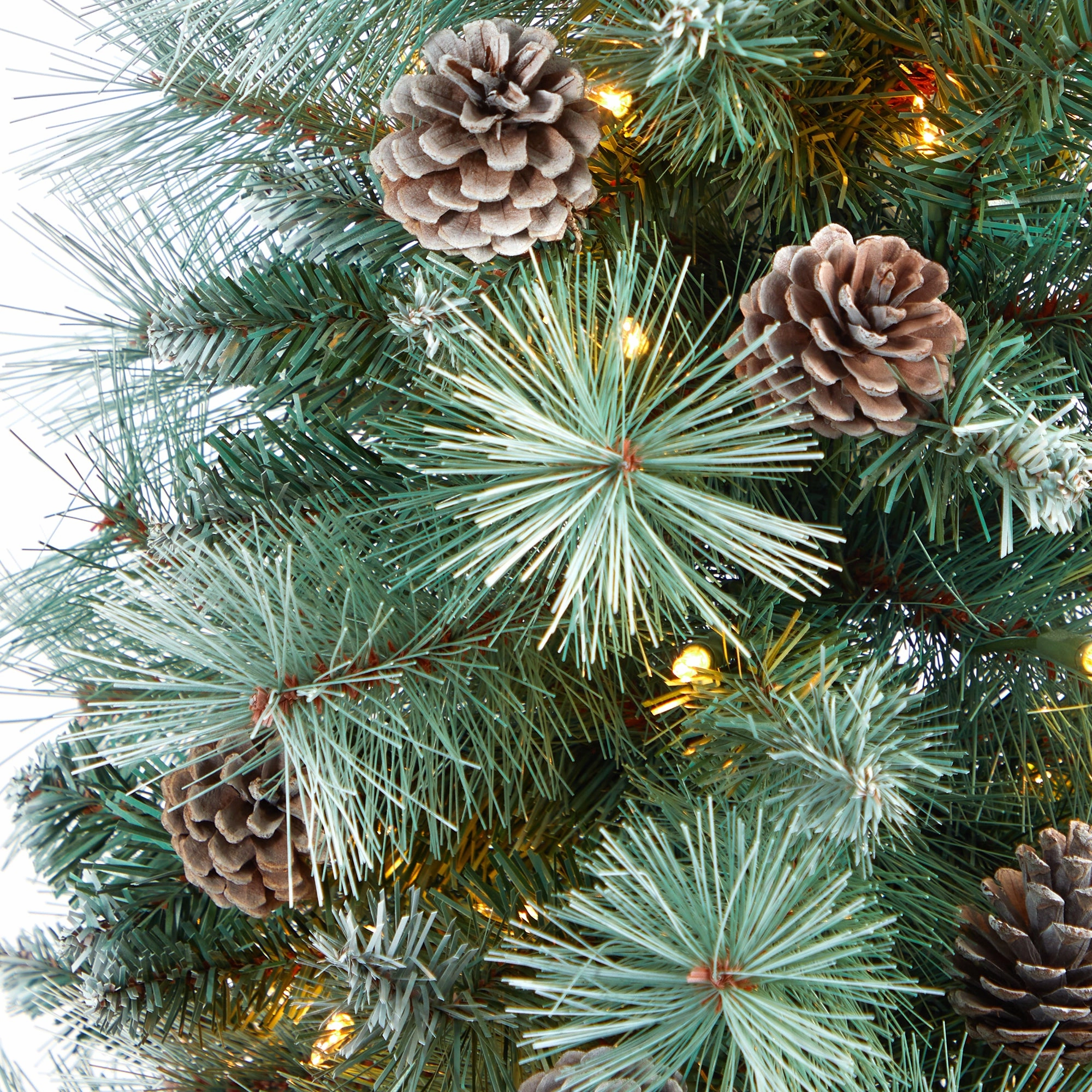 4.5' Brit Columbia Pine Xmas Tree w/100 LightsCones in Urn