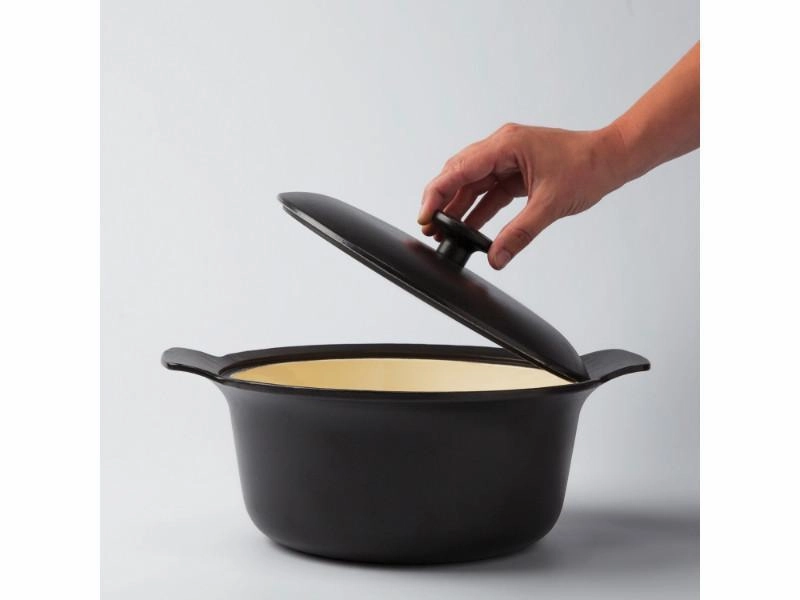 BergHOFF Ron 10" Cast Iron Covered Stockpot 4.4Qt, Black
