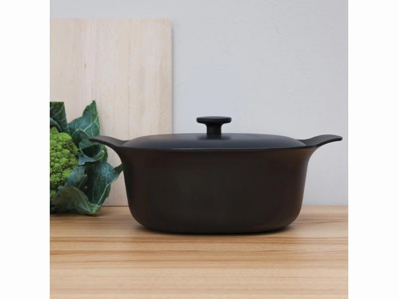 BergHOFF Ron 11" Cast Iron Covered Dutch Oven 5.5Qt, Black