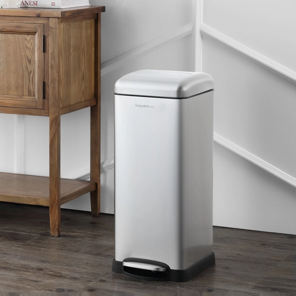 Betty Retro 8-Gallon Step-Open Trash Can (20 liners Included)