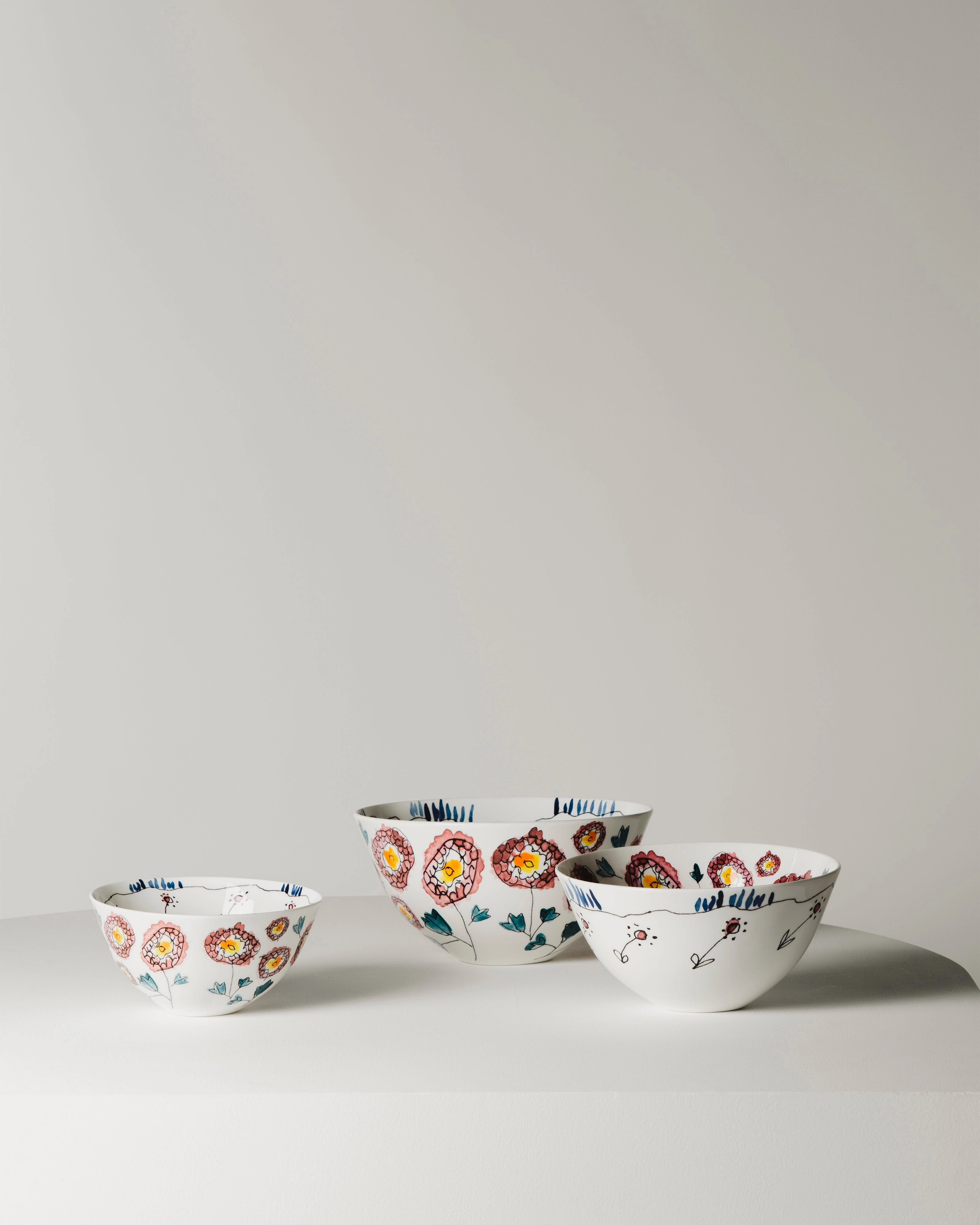 Bowl L Anemone milk Midnight Flowers