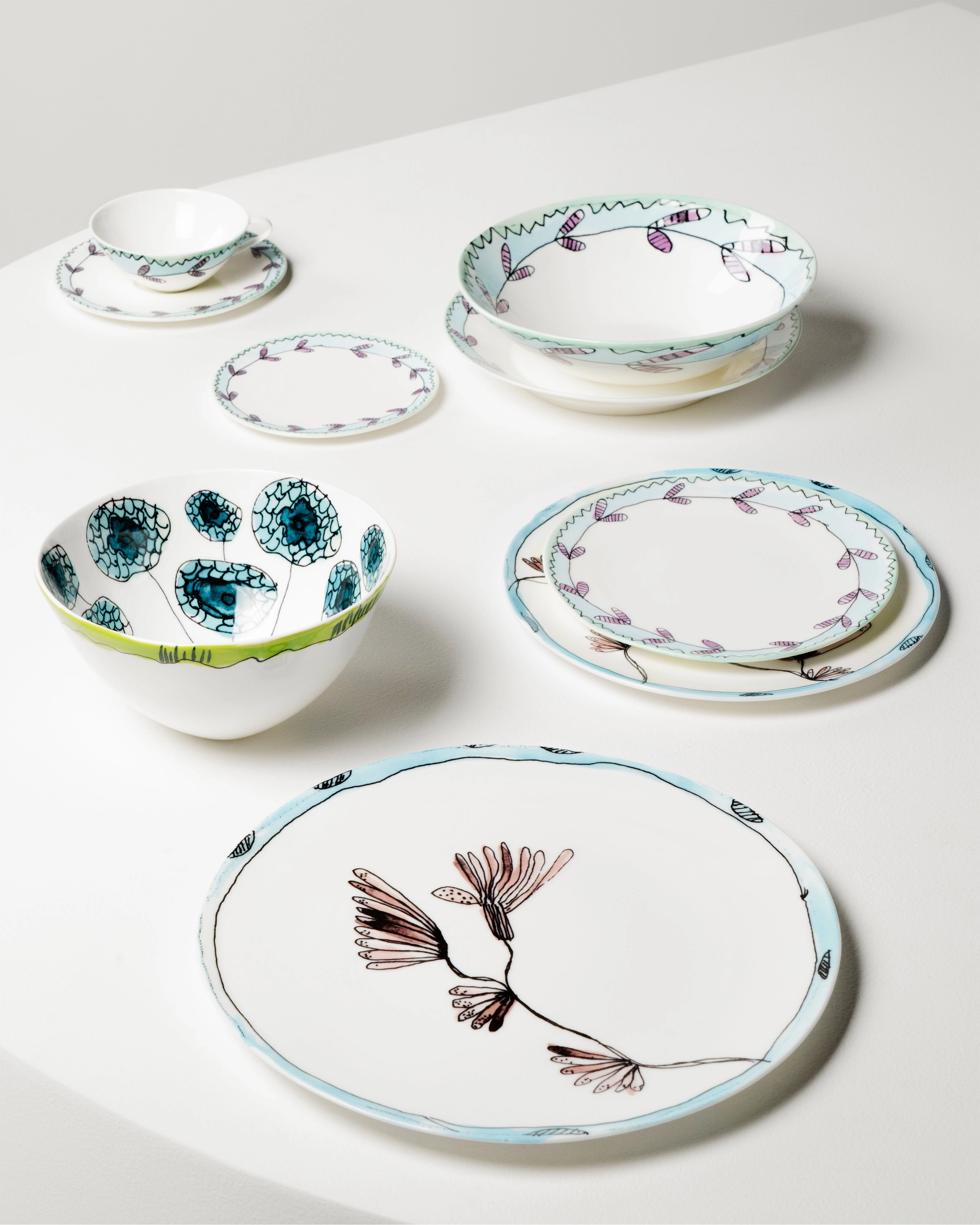 Bread plate Blossom milk Midnight Flowers