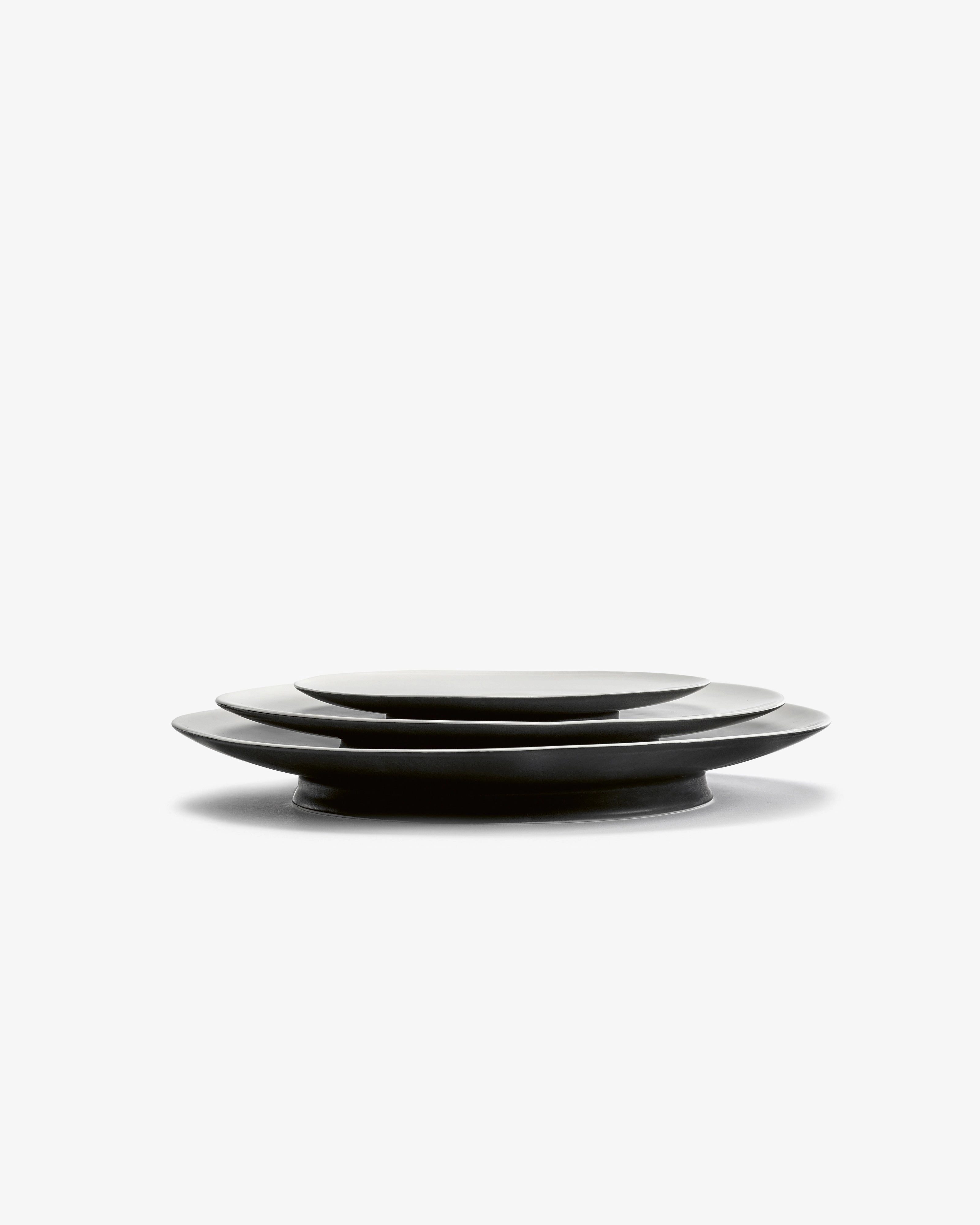Breakfast plate black/off-white Ra