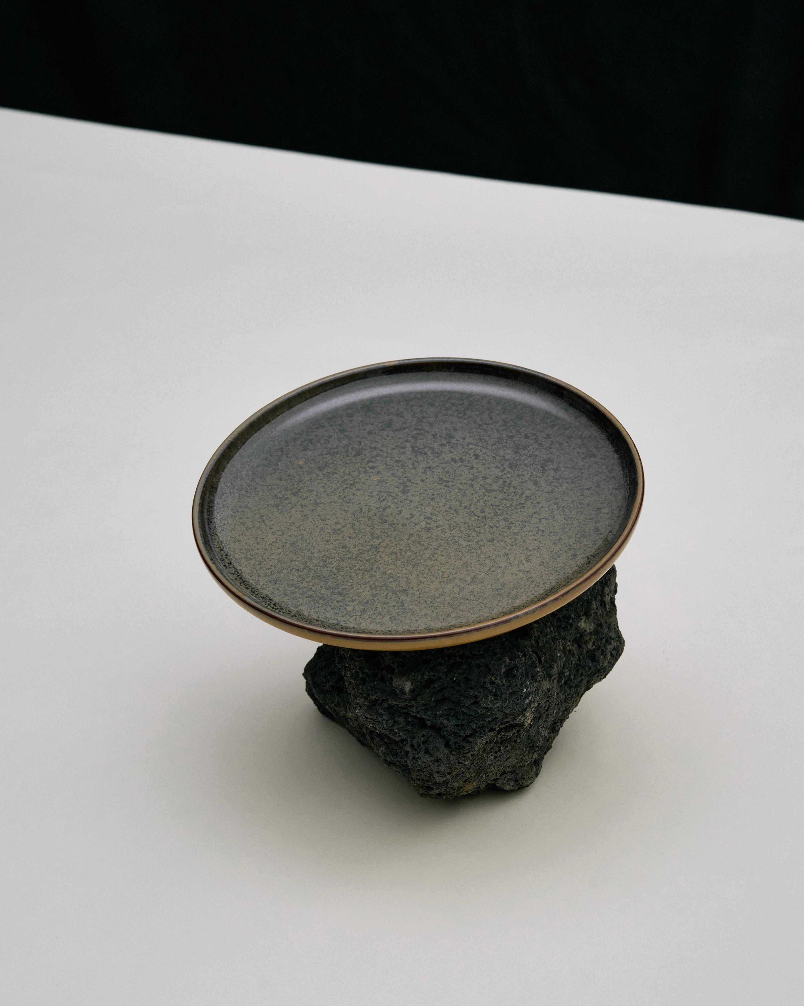 Breakfast plate indi gray Surface