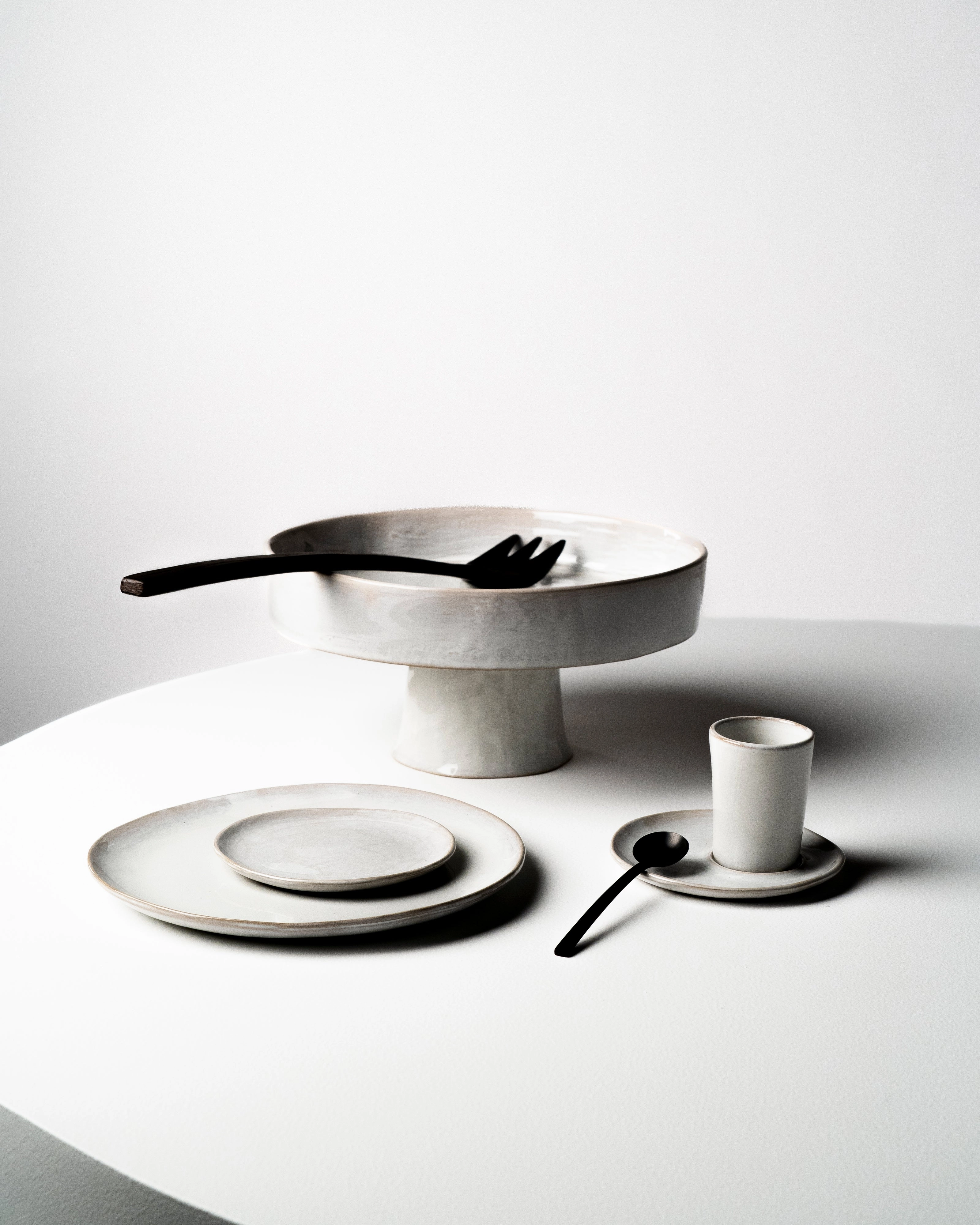 Breakfast plate L off-white La Mre
