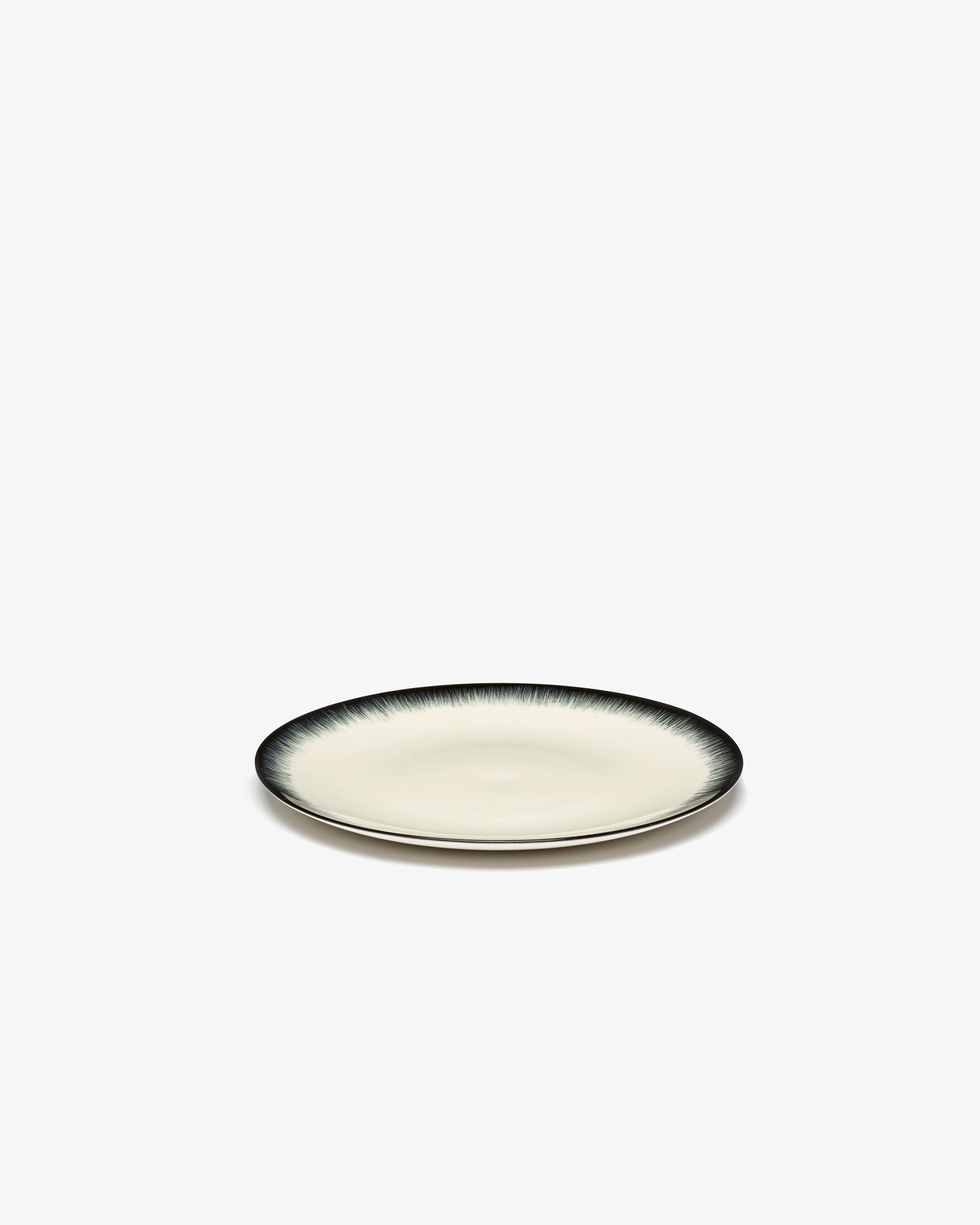 Breakfast plate white/black variation 3 D