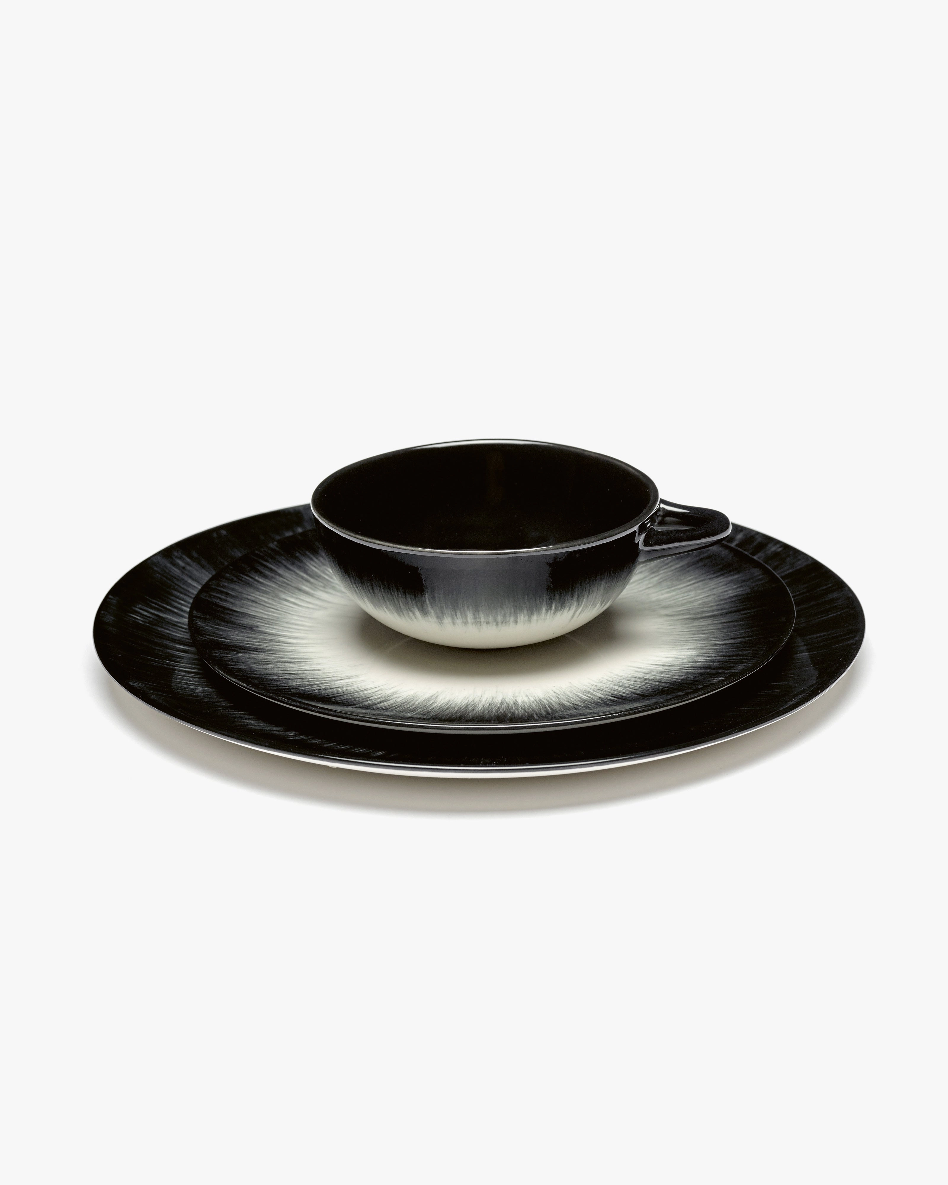 Breakfast plate white/black variation 4 D