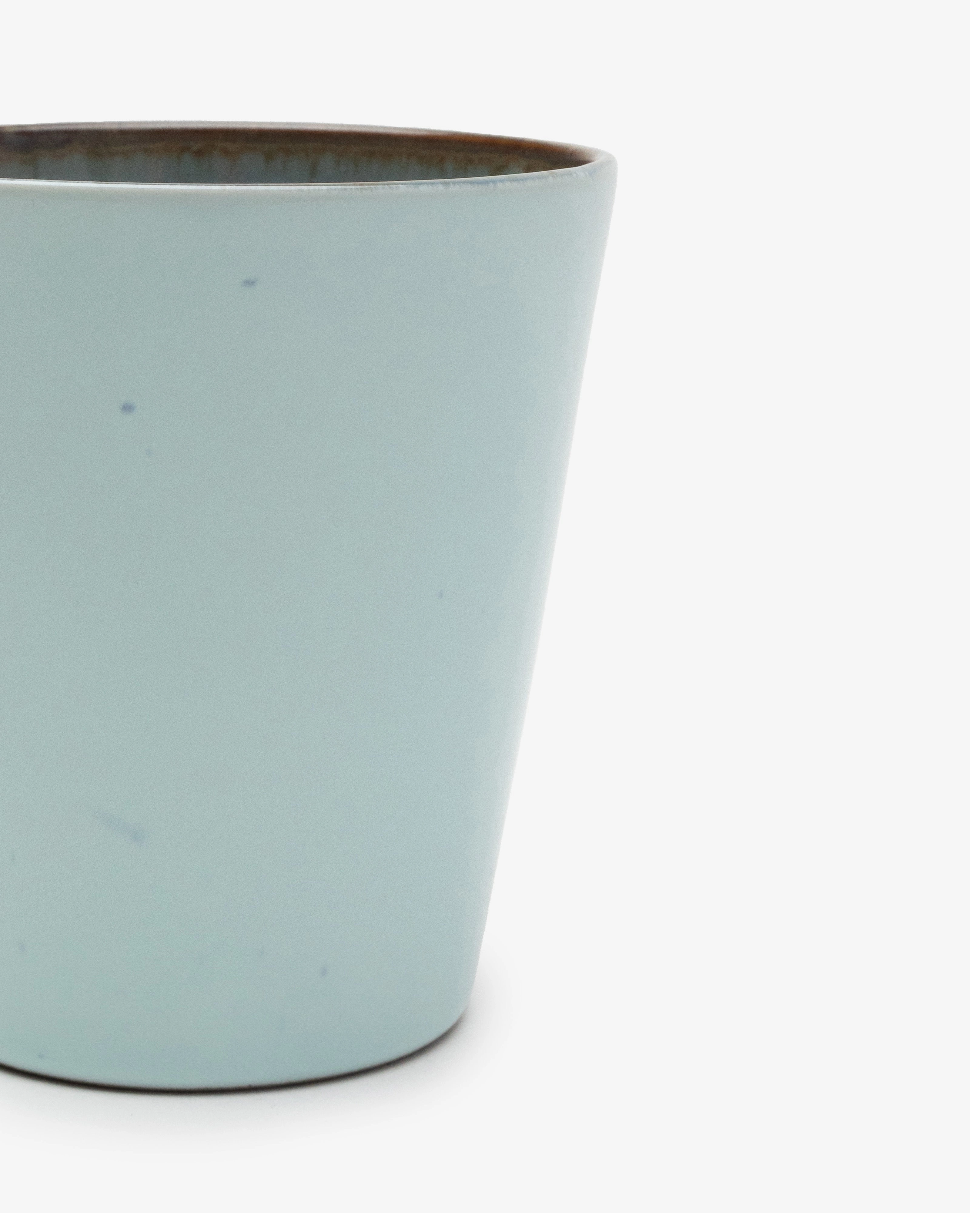 Conical cup M light blue/smoky blue Terres de rves