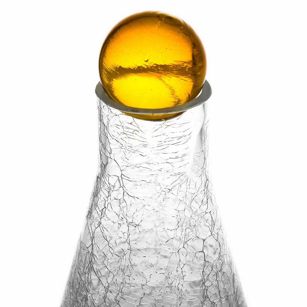 Crushed Glass Decanter with Ball