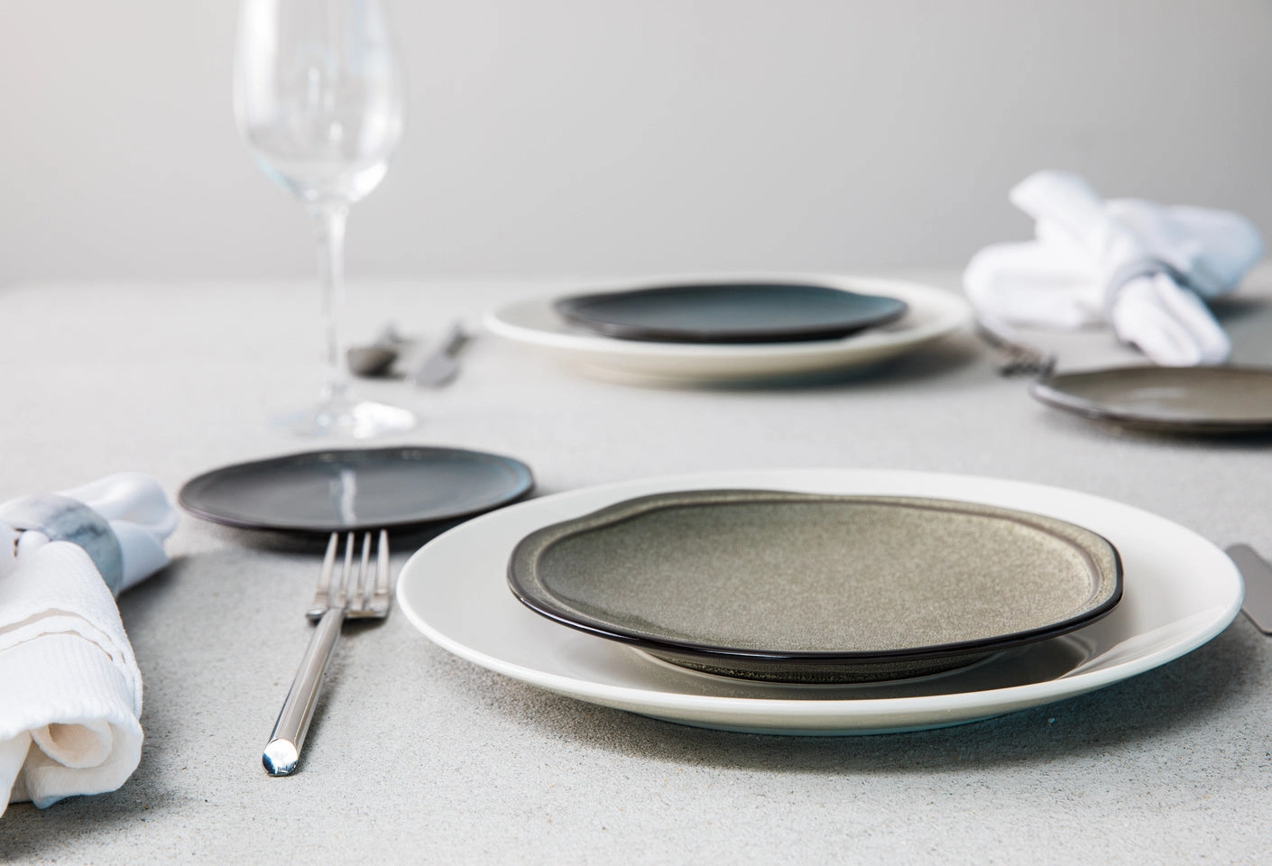 D&V Ston Porcelain Dinnerware Rectangle Tray, 9" x 4.75", Set of 6