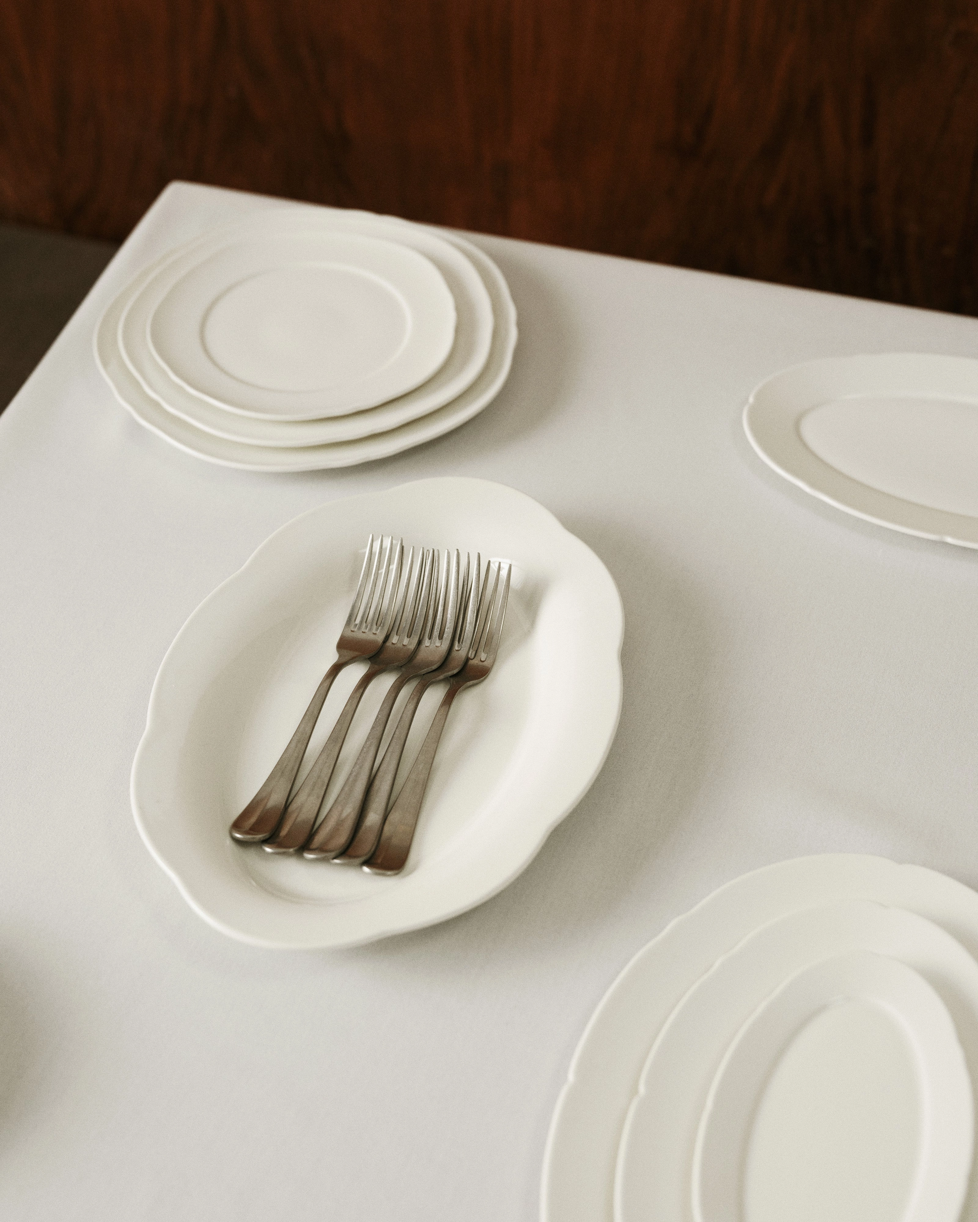 Deep plate oval M white Silhouette