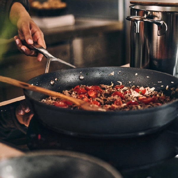 DEMEYERE AluPro Nonstick Fry Pan