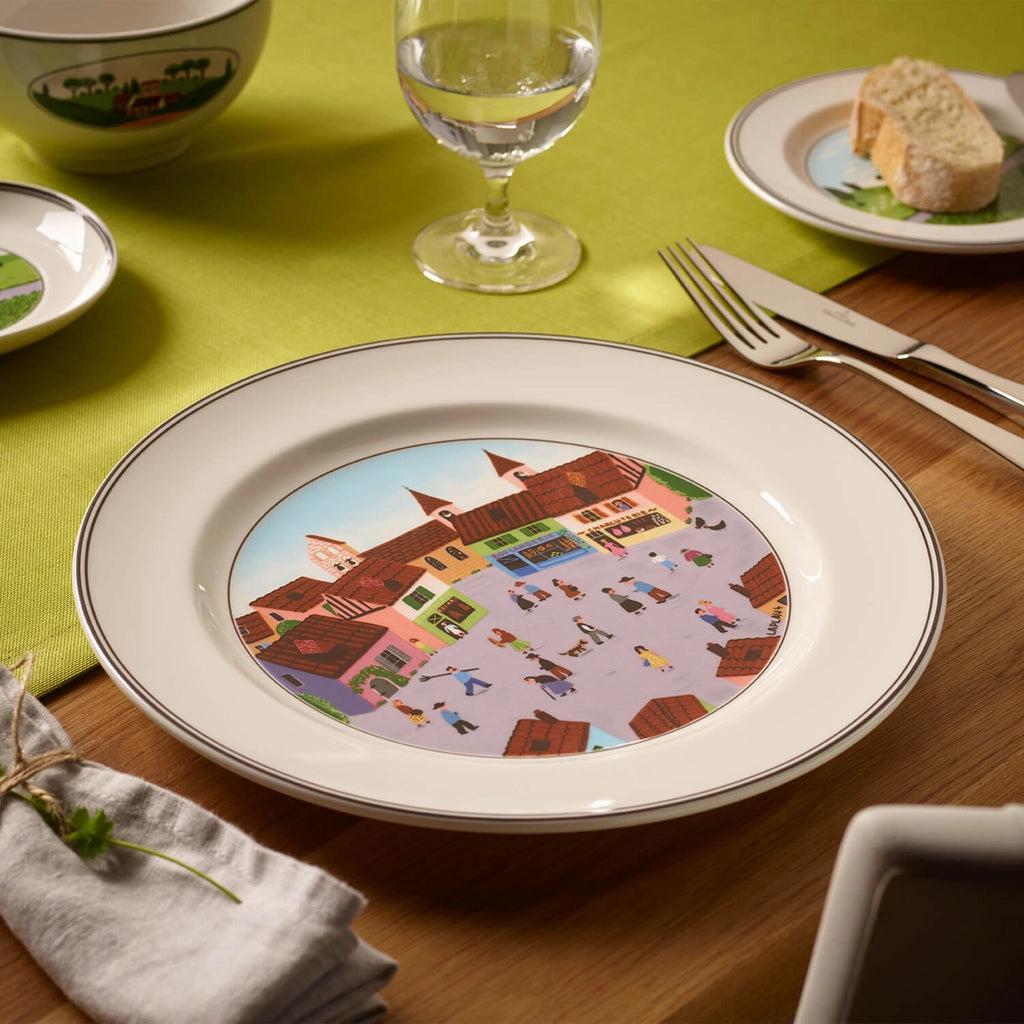 Design Naif Dinner Plate: Old Village Square