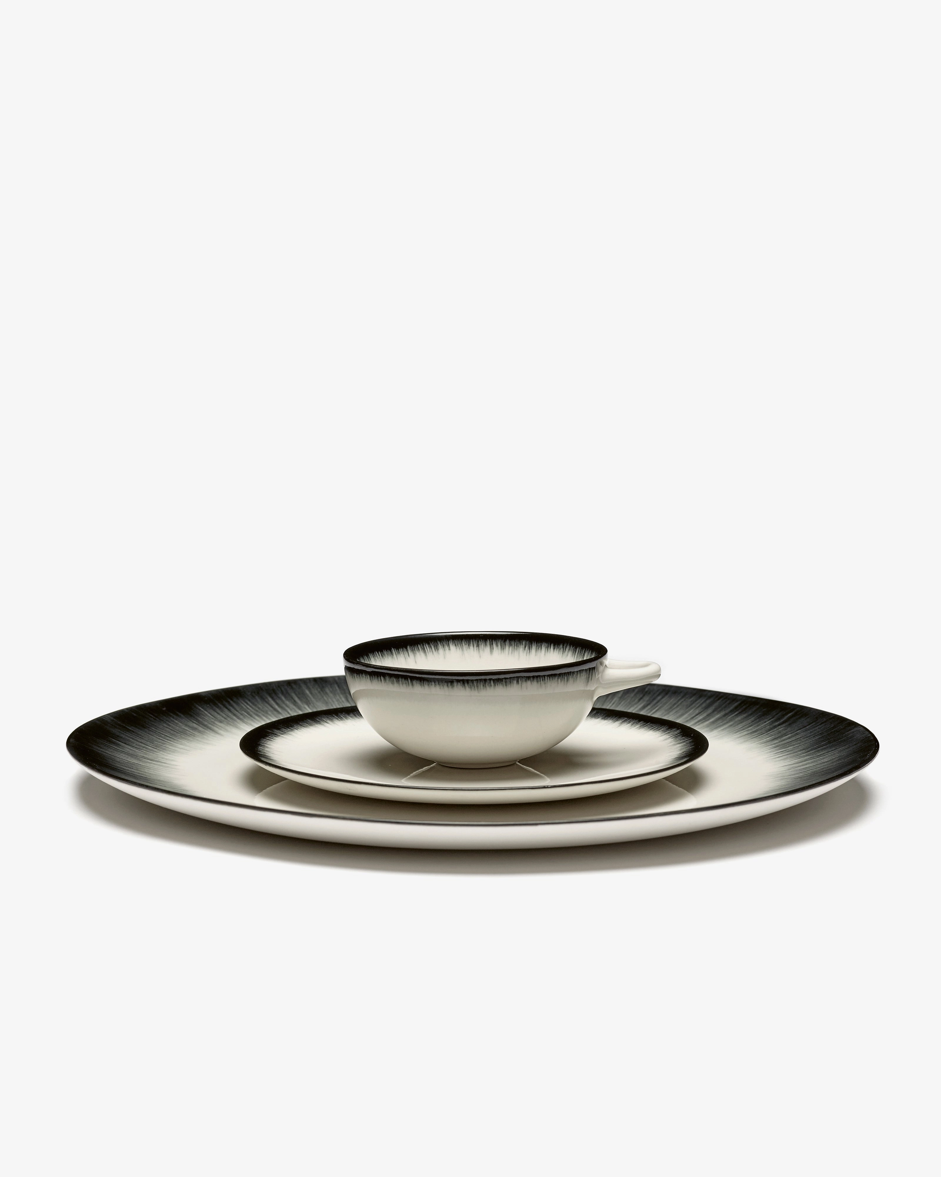 Dessert plate white/black variation 3 D