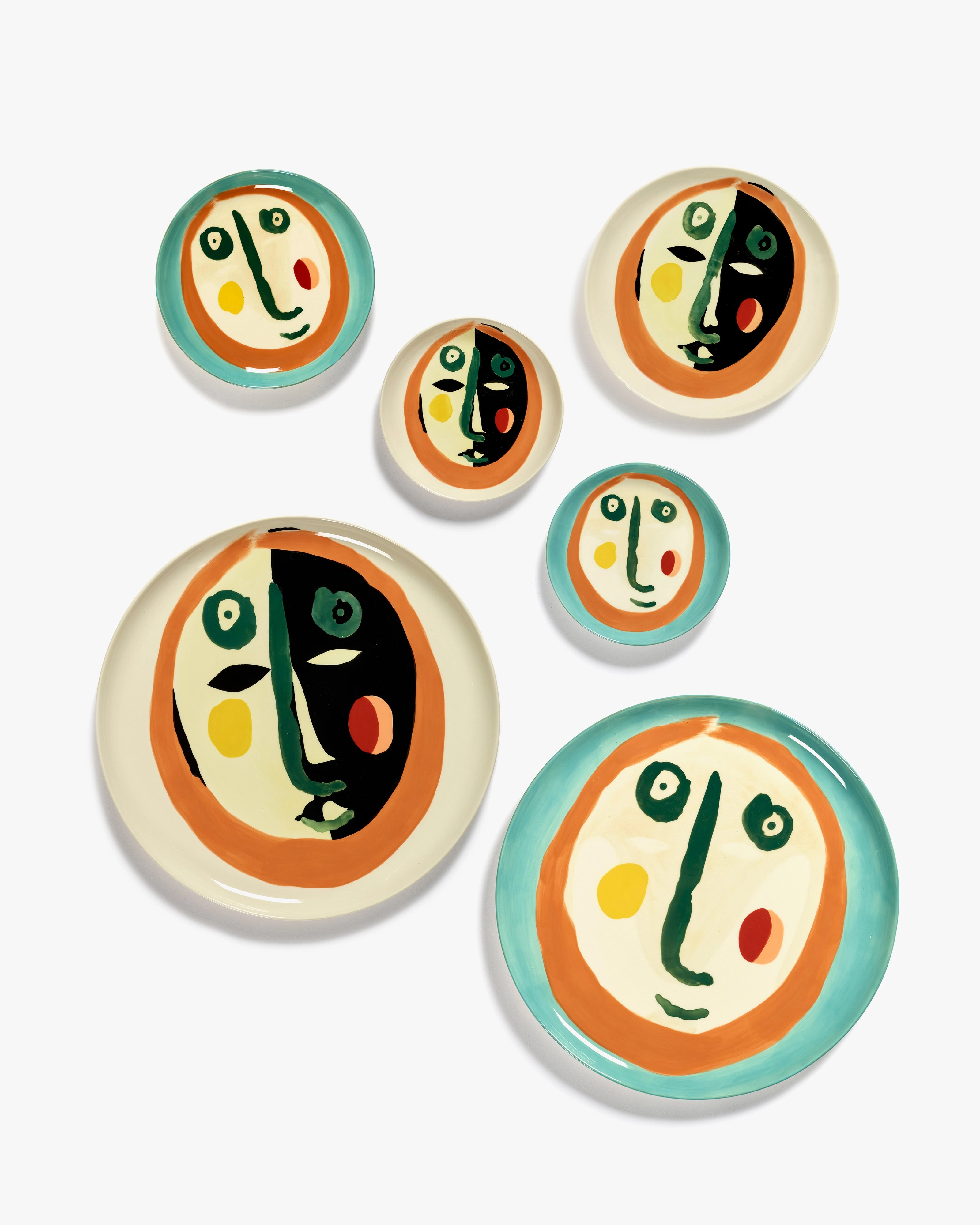 Dessert plate with face 1 Feast