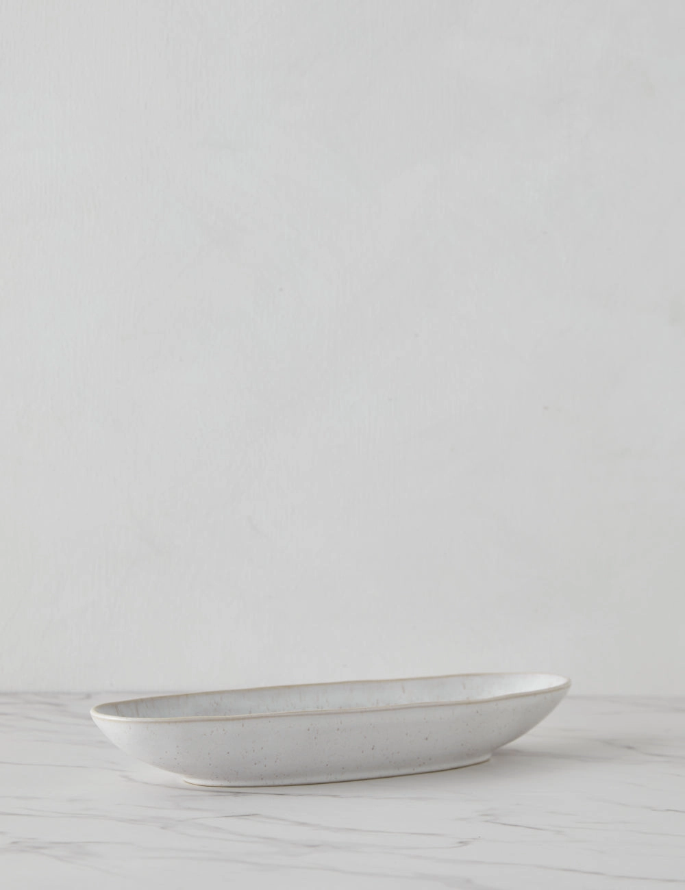 Eivissa Oval Serving Platte by Casafina