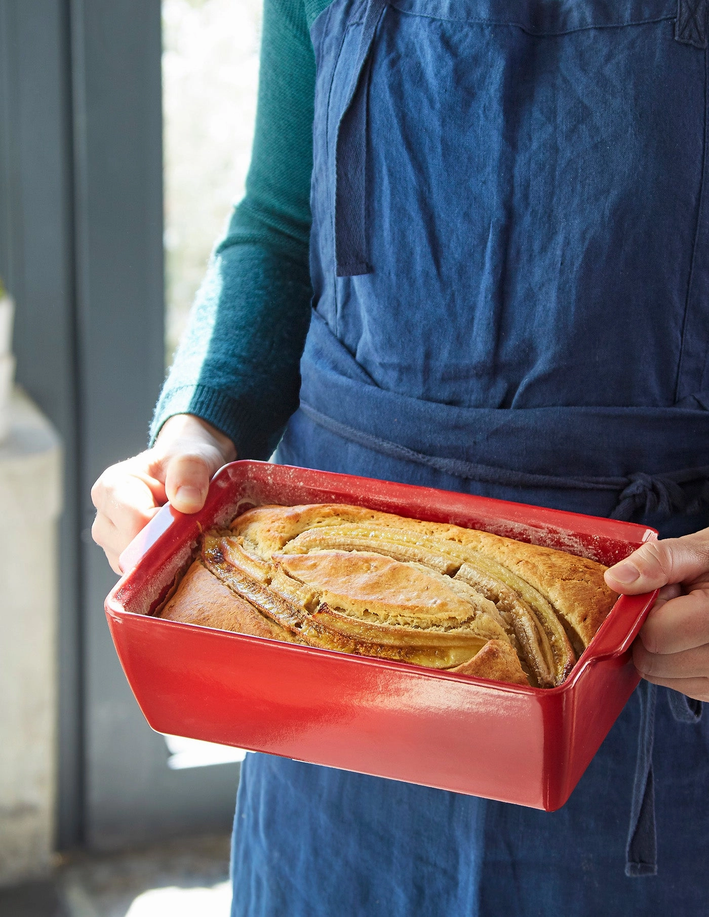 Emile Henry Bread Loaf Baker With Lid