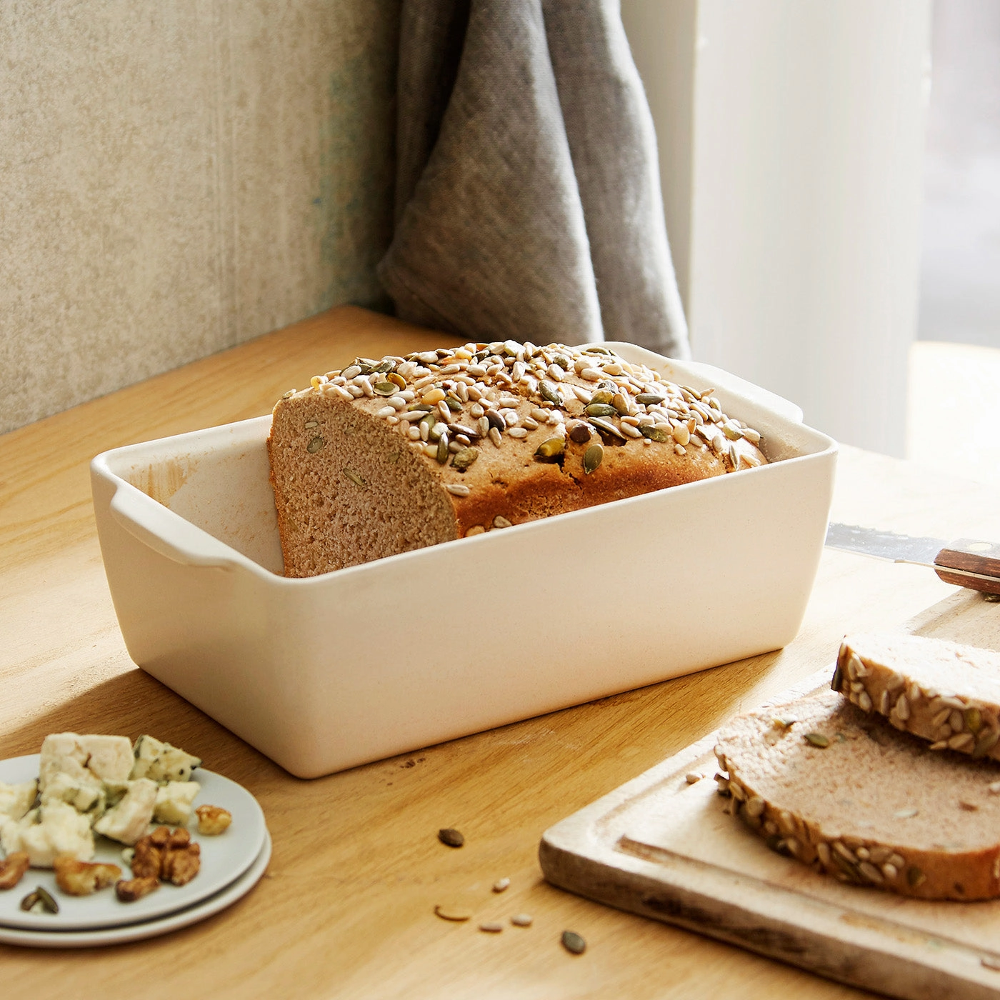 Emile Henry Bread Loaf Baker With Lid