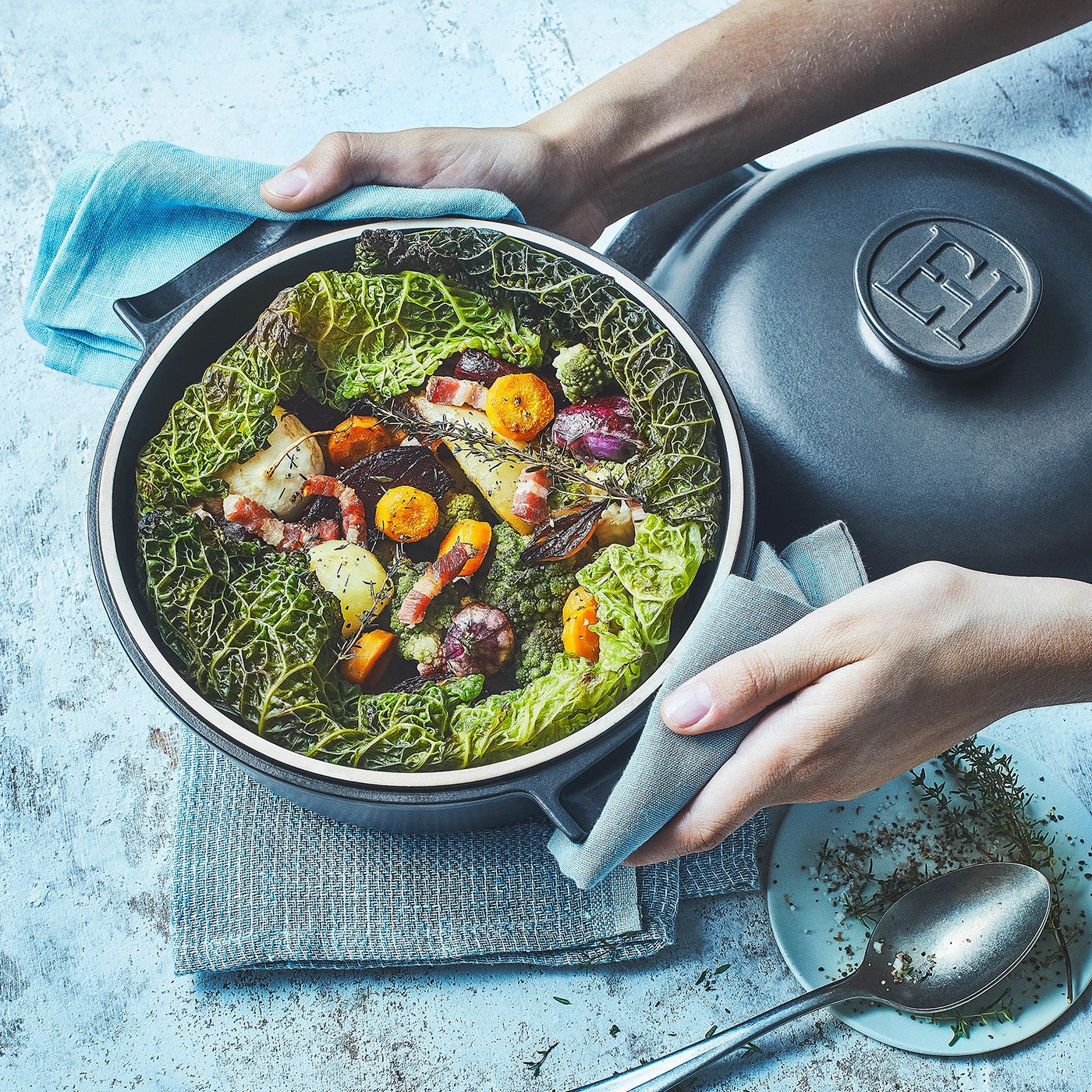 Emile Henry Delight 2 Quart Round Dutch Oven, Slate