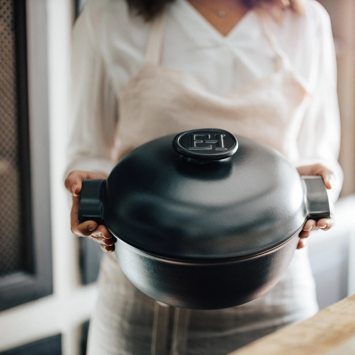Emile Henry Delight 4.25 Quart Round Dutch Oven, Slate