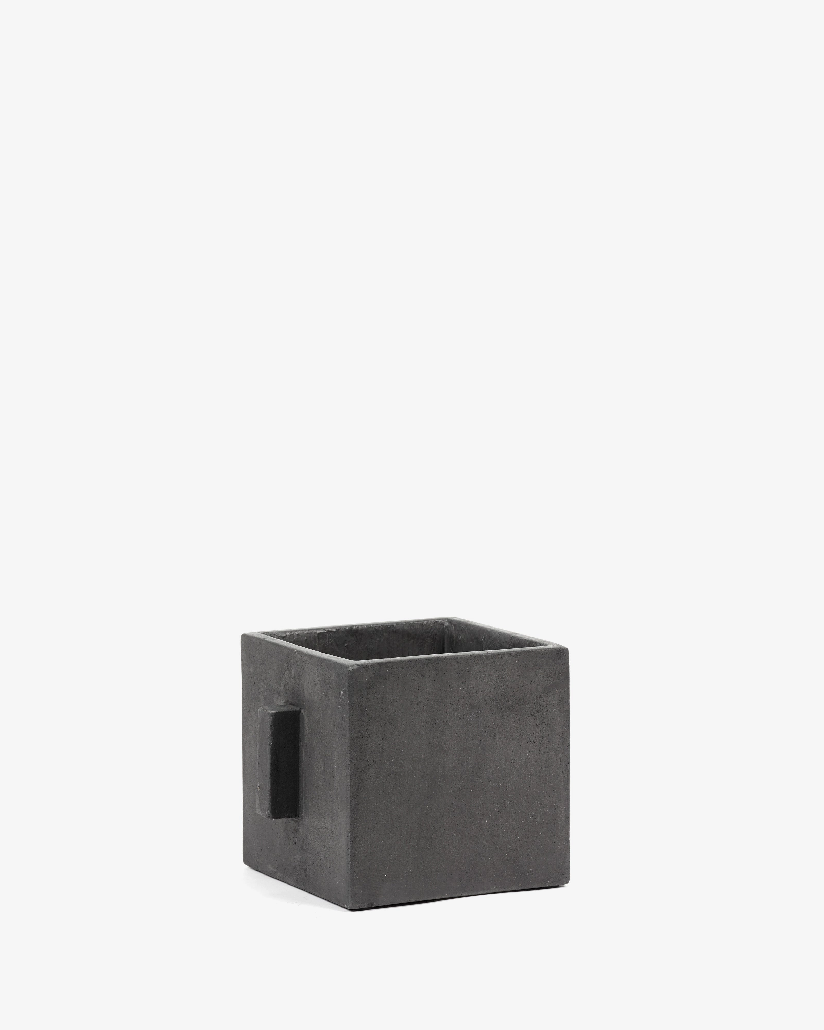 Flowerpot S black Pottery & Urban Jungle decor outlet