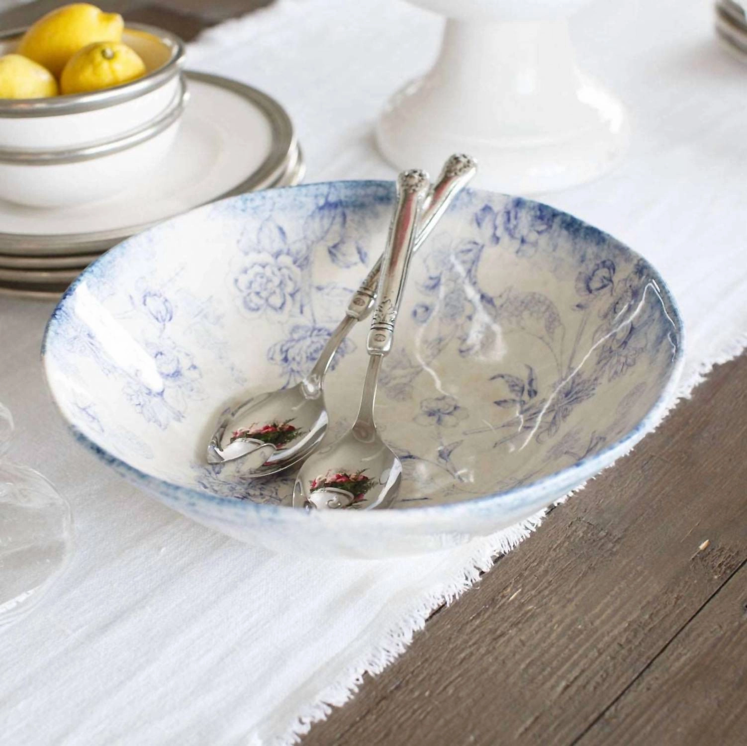 Giulietta Serving Bowl In Blue