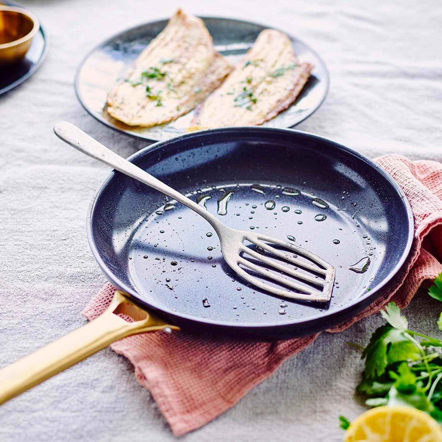 Greenpan Reserve 2-Piece Open Frypan Set, 8-Inch & 10-Inch, Black/Gold