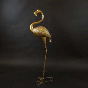 HCHD7221 - M Gold Flamingo Metal Home Decor collection