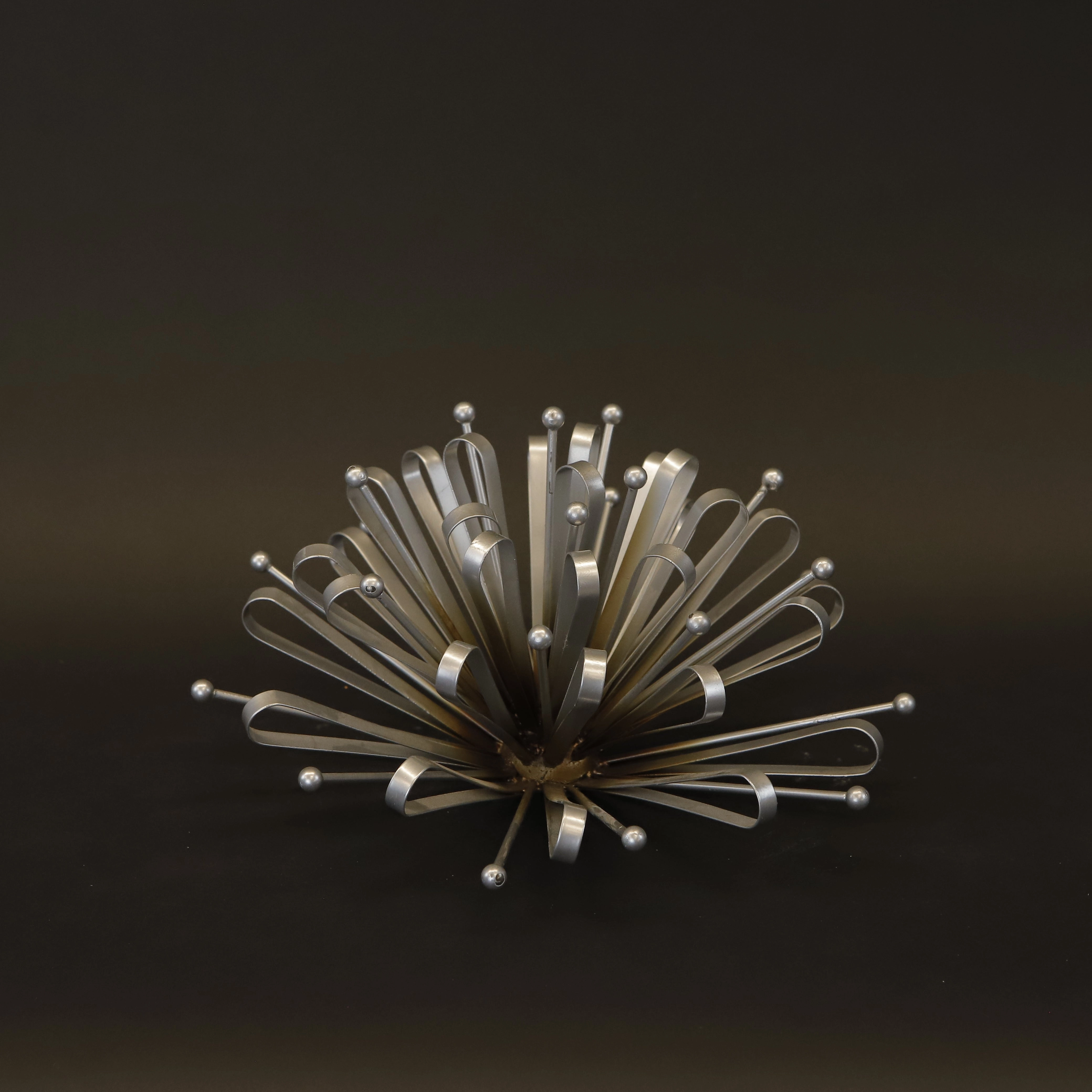 HCHD8513 - L Silver Wall Snowflake Metal Home Decor collection