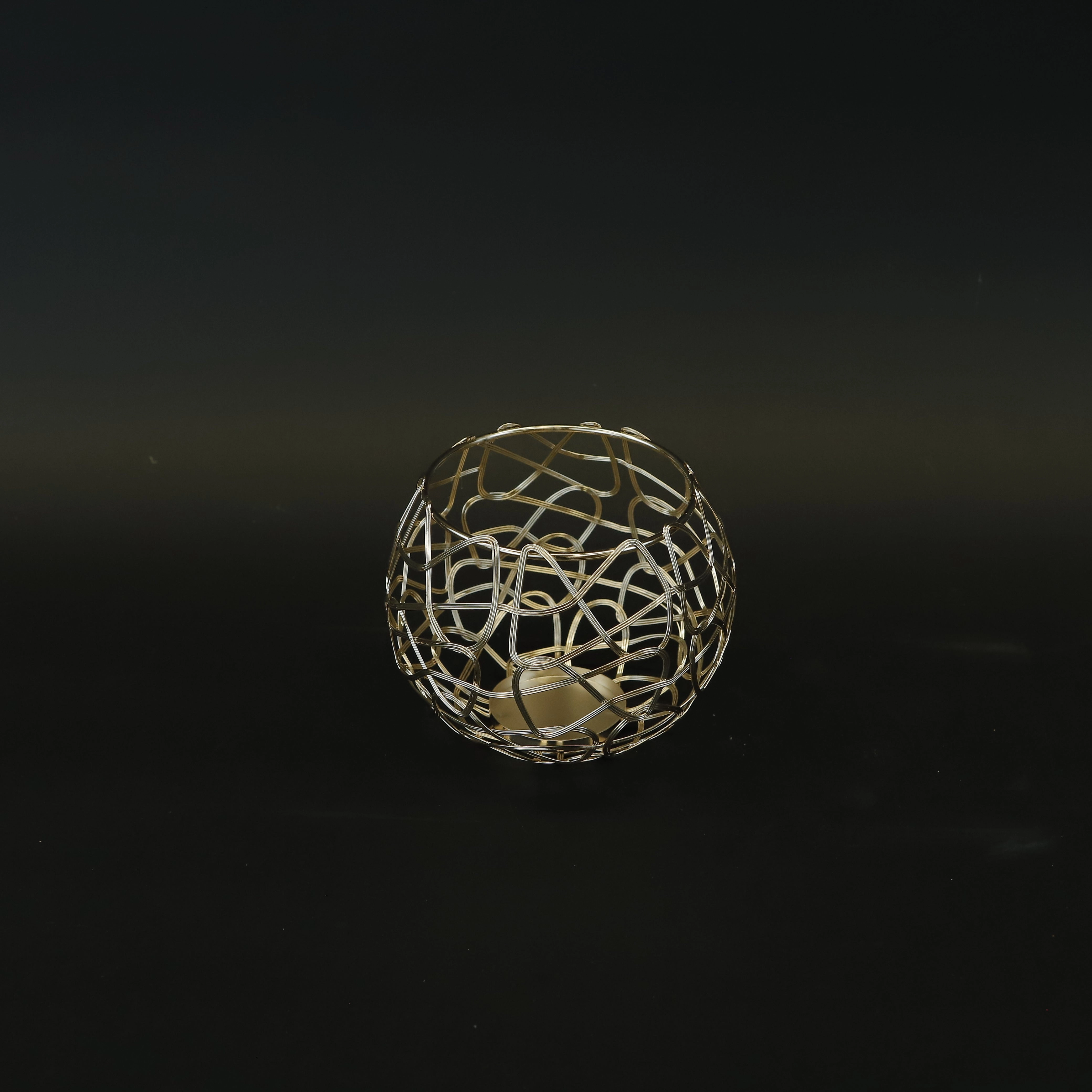 HCHD8770 - M Gold Ball Candle Holder Metal Home Decor collection