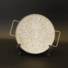 HCHD9187 - M Round Cream Aztec Plate Metal Home Decor collection