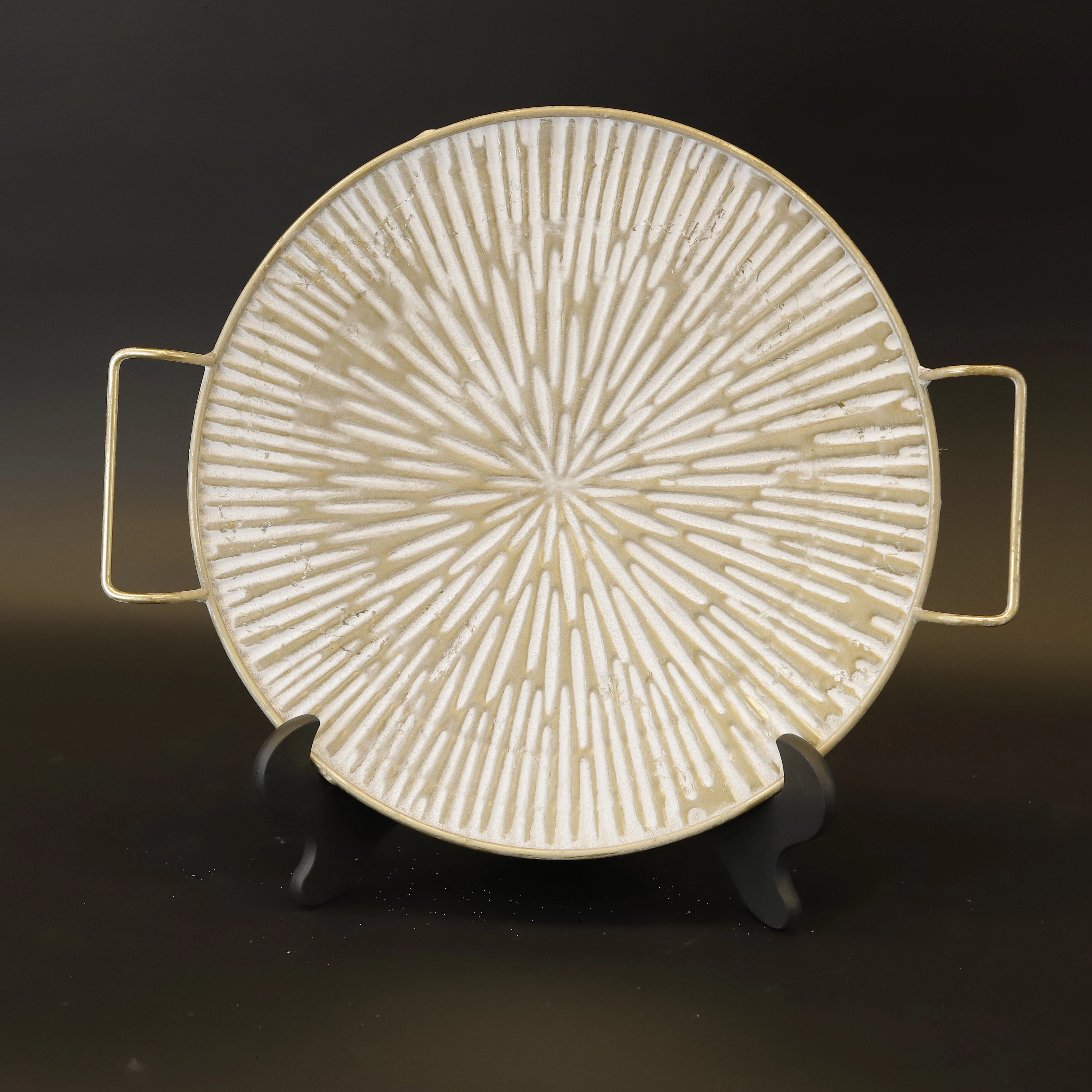 HCHD9188 - L Round Cream Aztec Plate Metal Home Decor collection