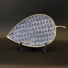 HCHD9191 - L Navy Leaf Plate Metal Home Decor collection
