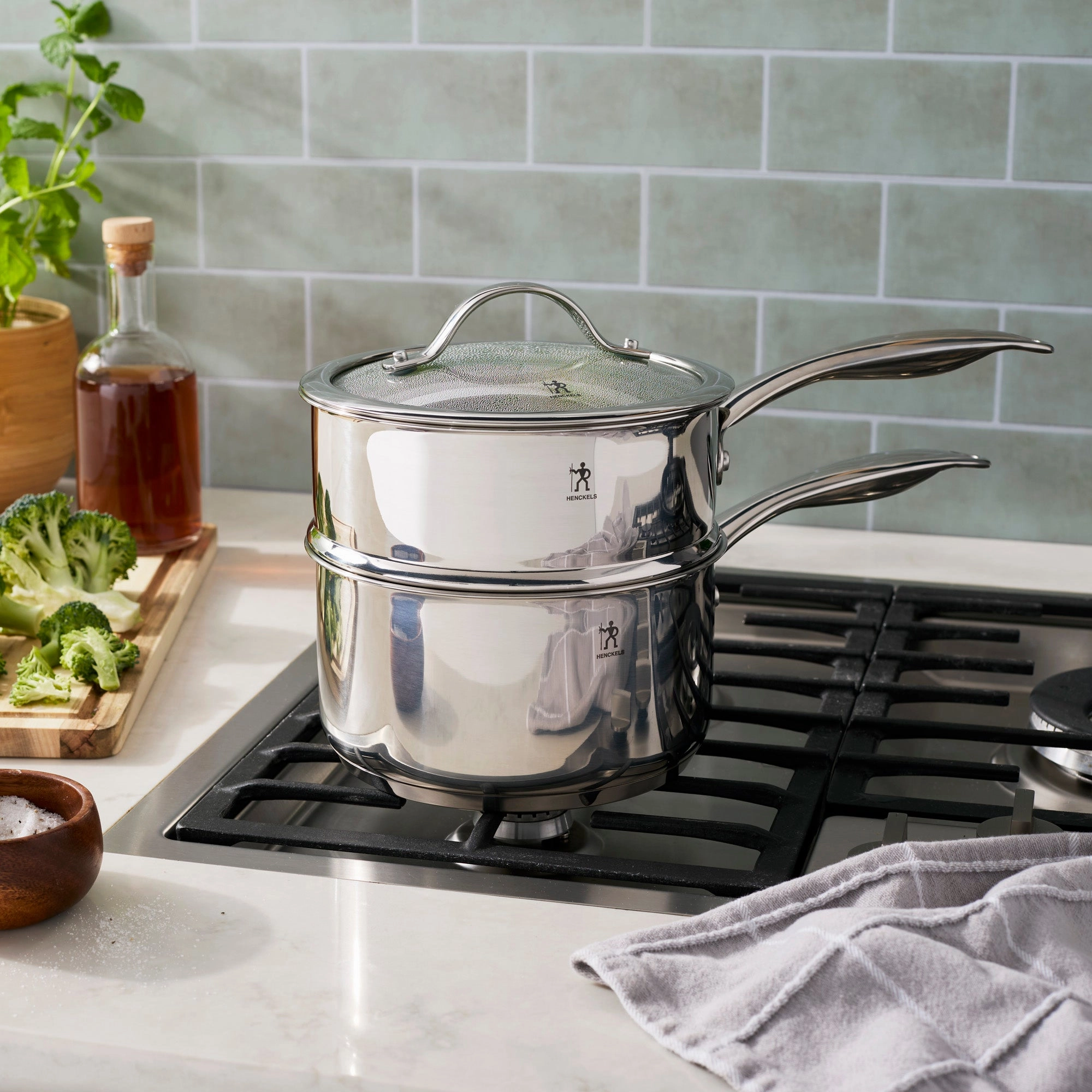 Henckels Aragon 2.5-qt Stainless Steel Saucepan with lid & steamer insert