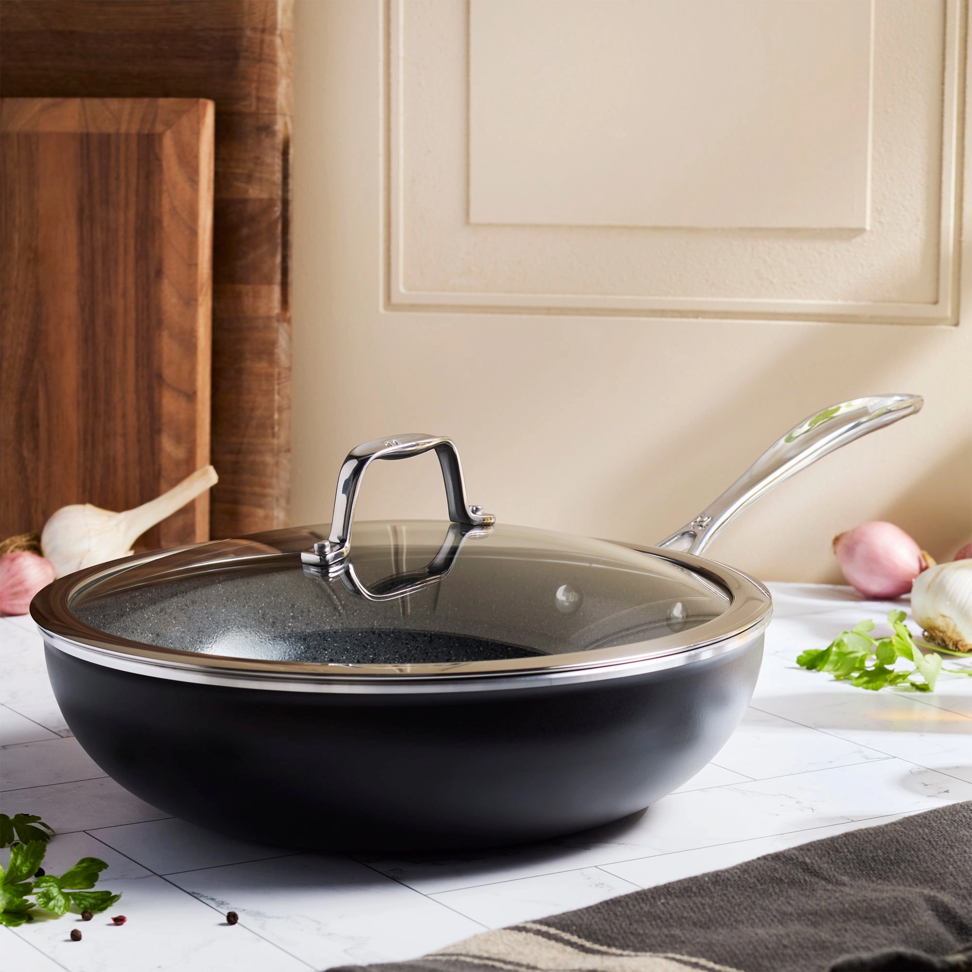 Henckels Capri Ceramic 11-inch Aluminum Ceramic Nonstick Perfect Pan with Lid