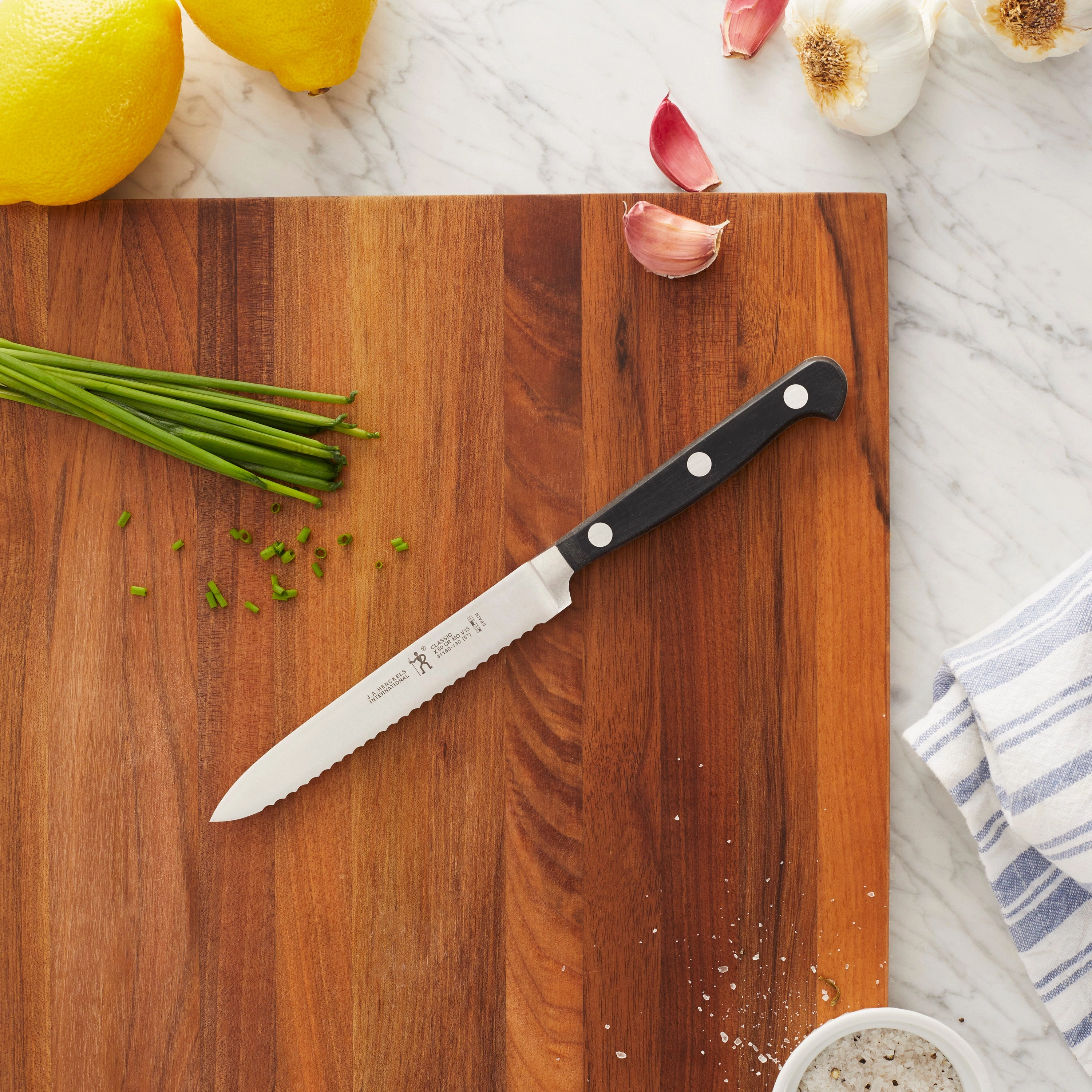 Henckels CLASSIC 5-inch Serrated Utility Knife