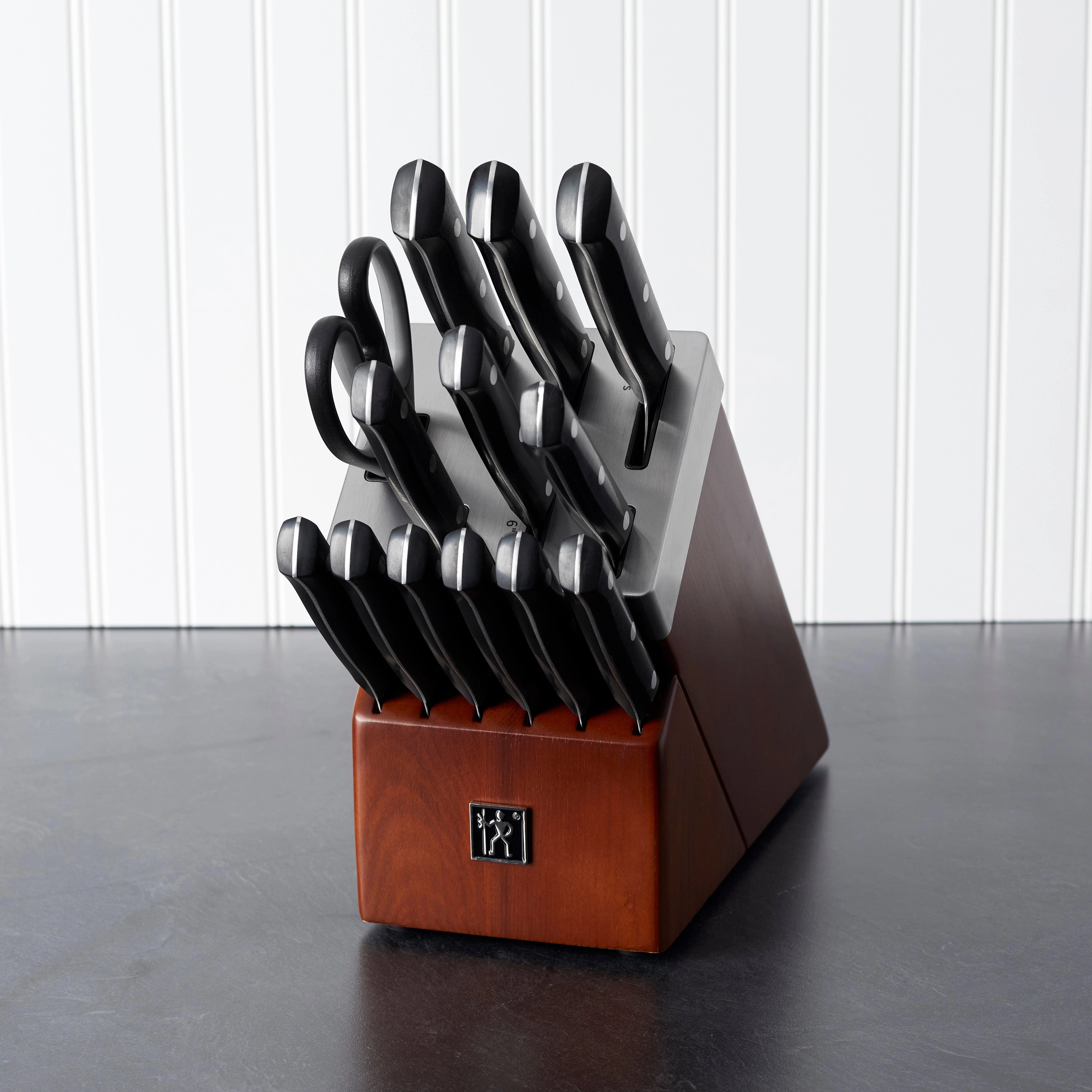 Henckels Dynamic 20-pc Self-Sharpening Knife Block Set