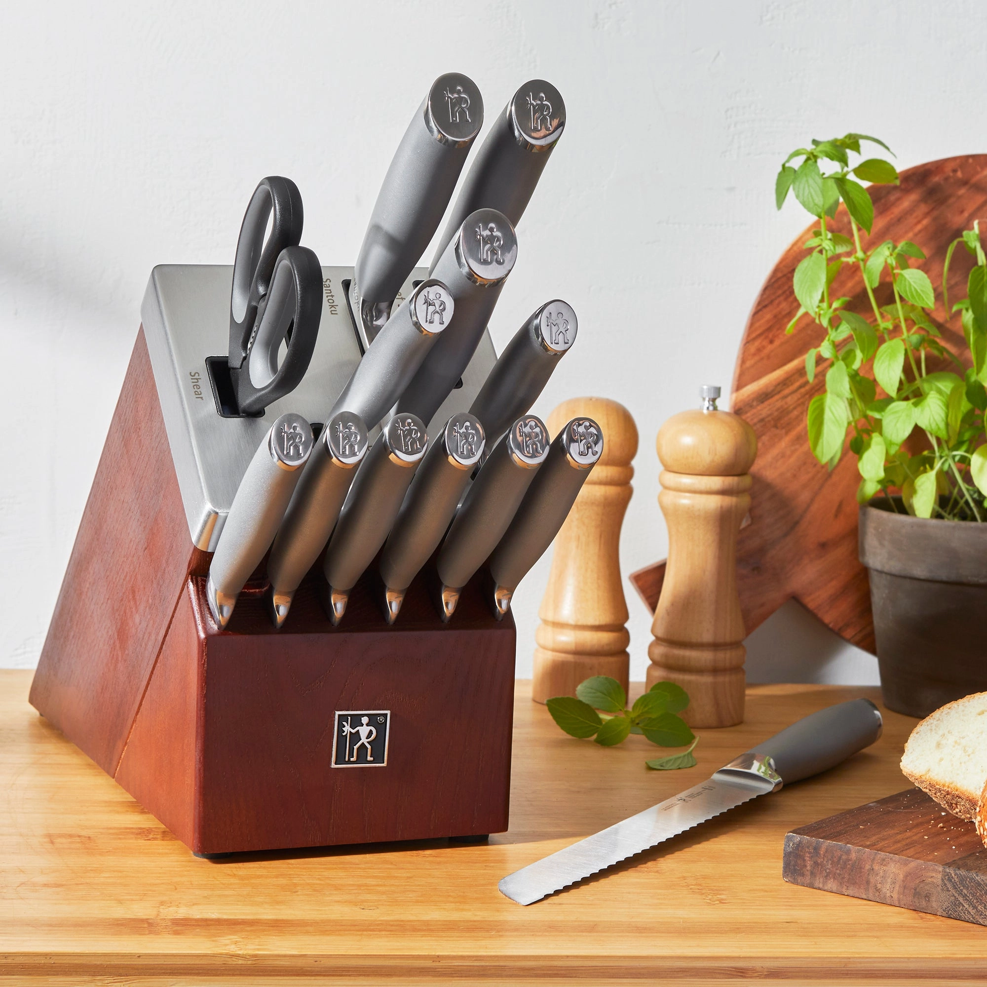 Henckels Modernist 14-pc Self-Sharpening Knife Set with Block, Chef Knife, Paring Knife, Bread Knife, Steak Knife, Dark Brown, Stainless Steel