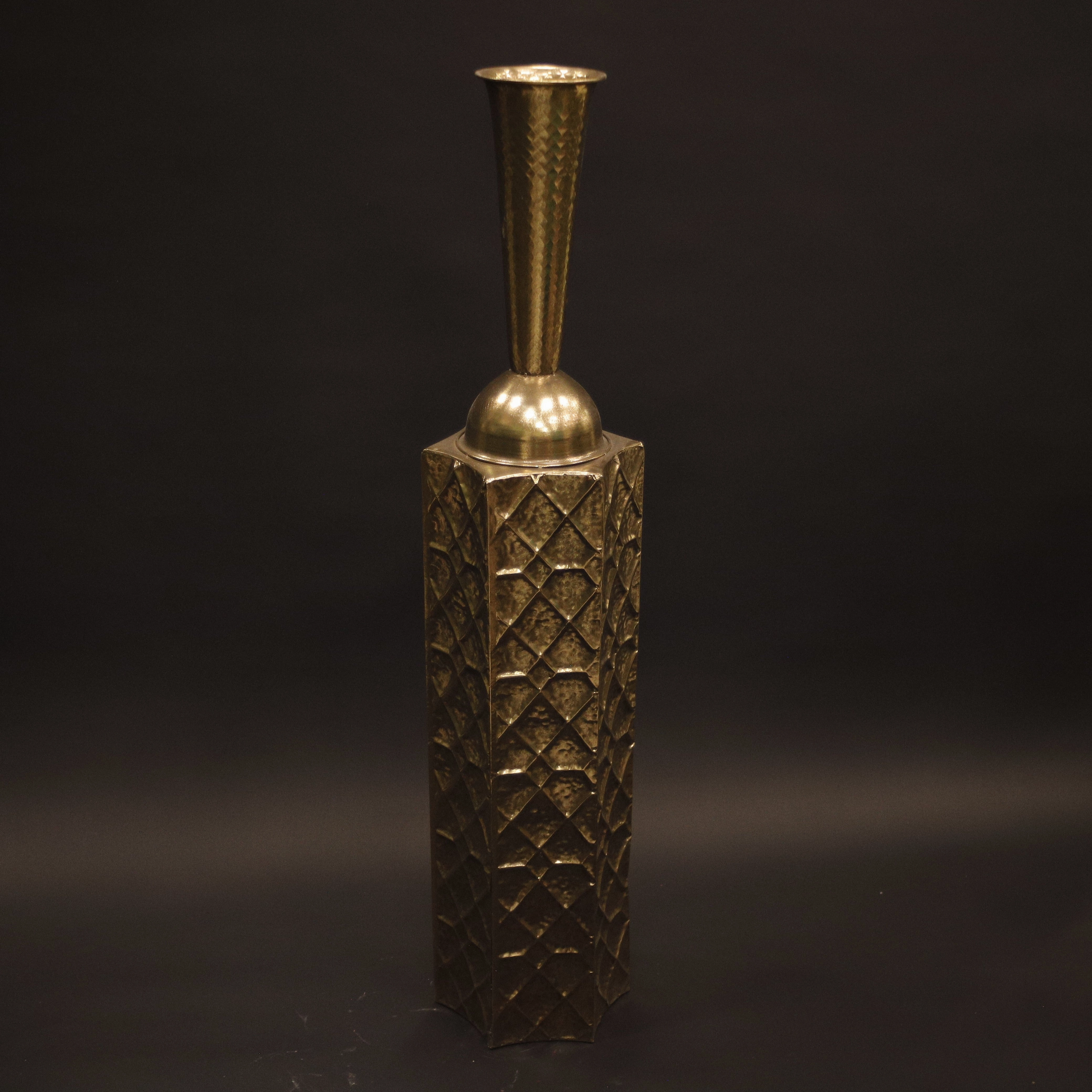 HHD10507 - Gold Nugget Vase - 1.45m Metal Home Decor collection
