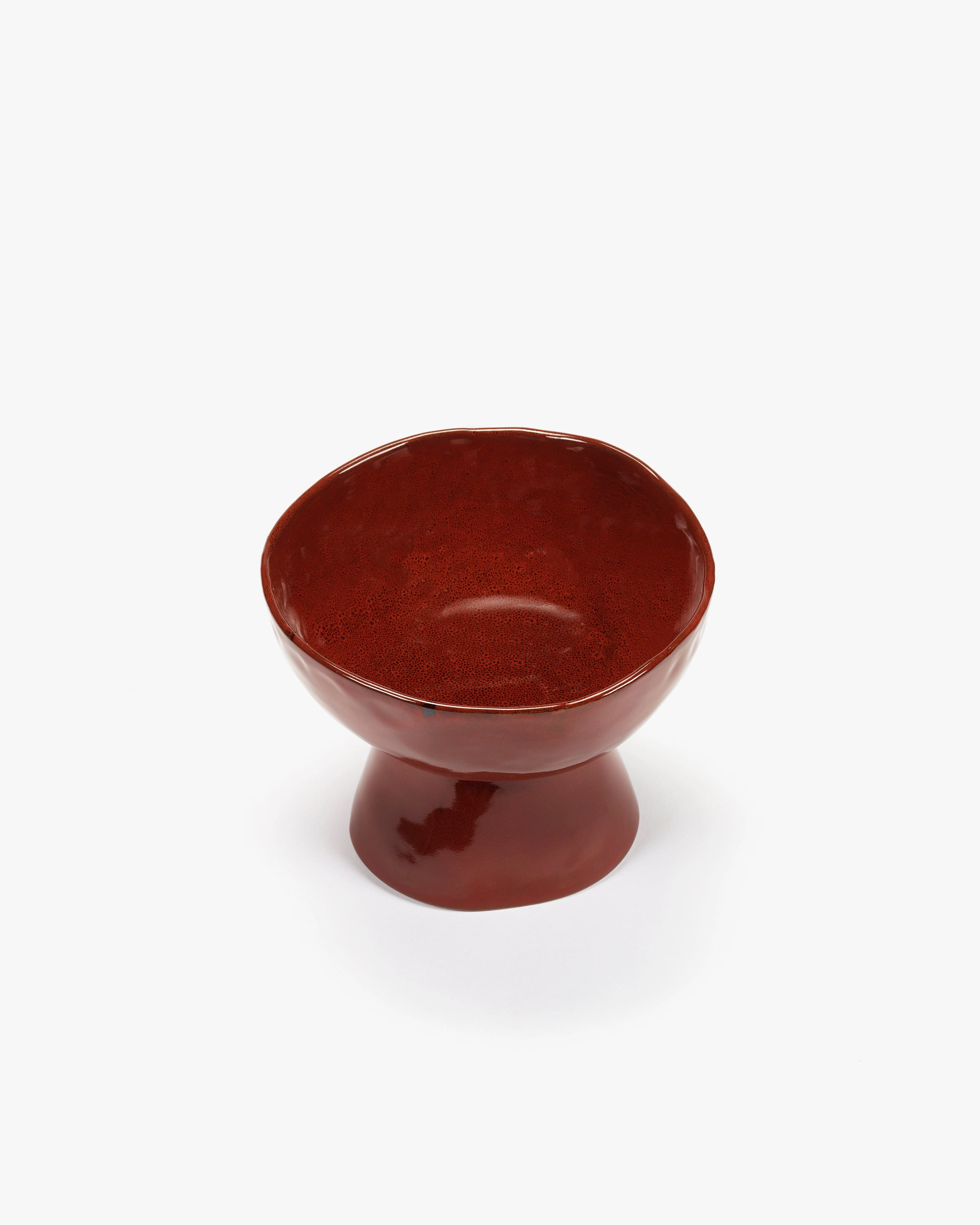 High bowl large on foot red La Mre