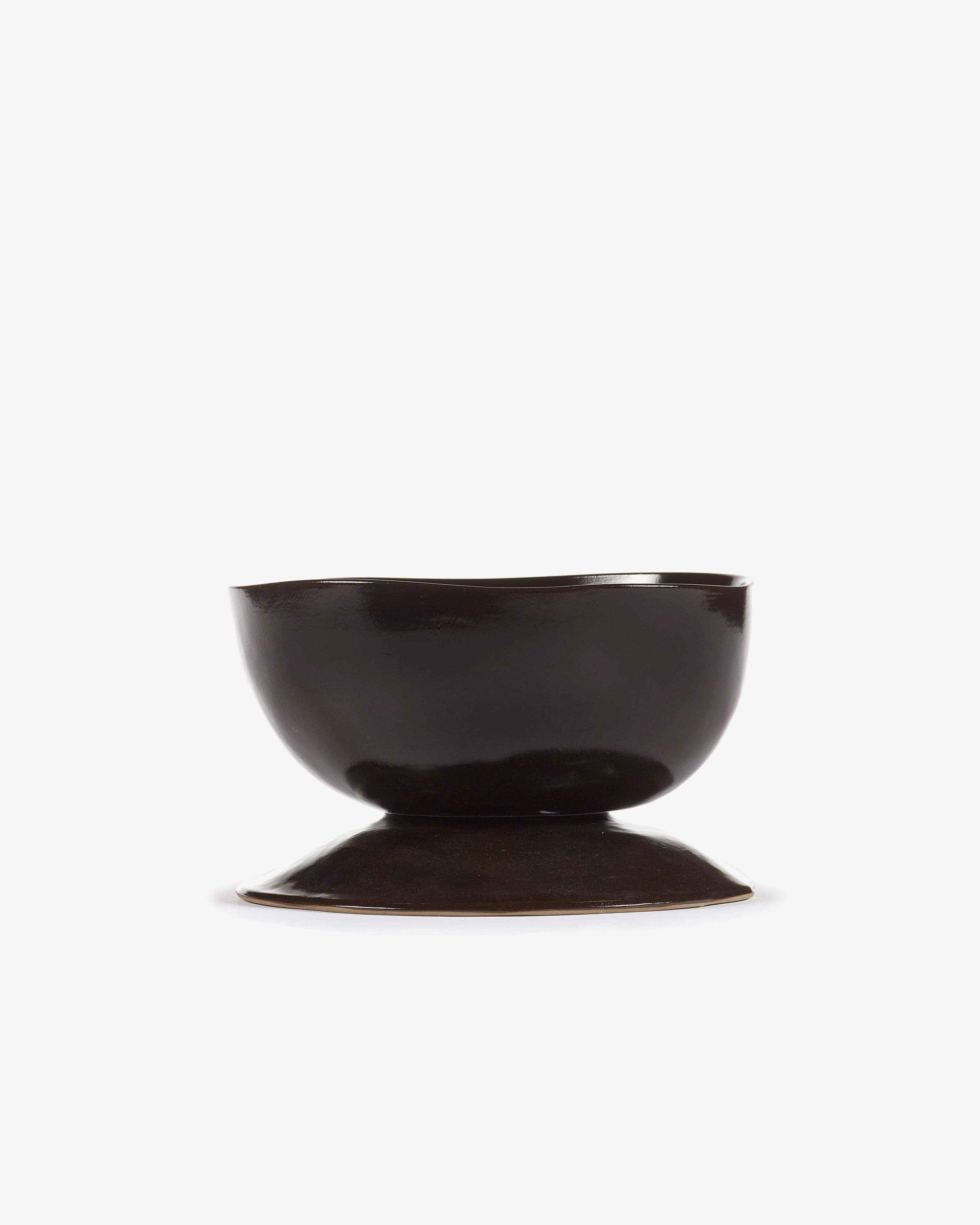 High bowl on foot L ebony La Mre