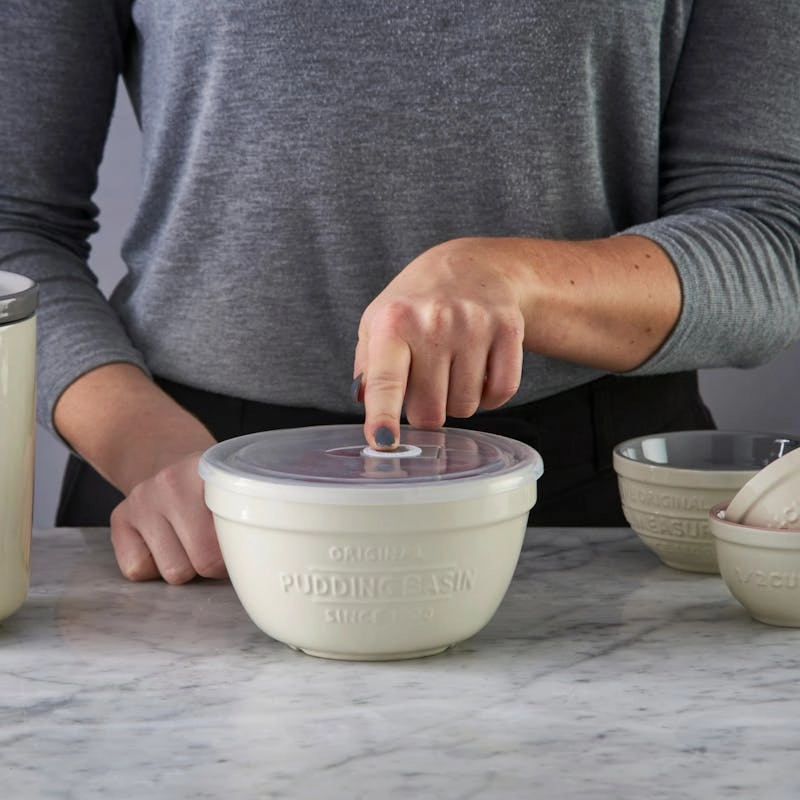 Innovative Kitchen Pudding basin with lid, 16cm, cream Bowls dinnerware special