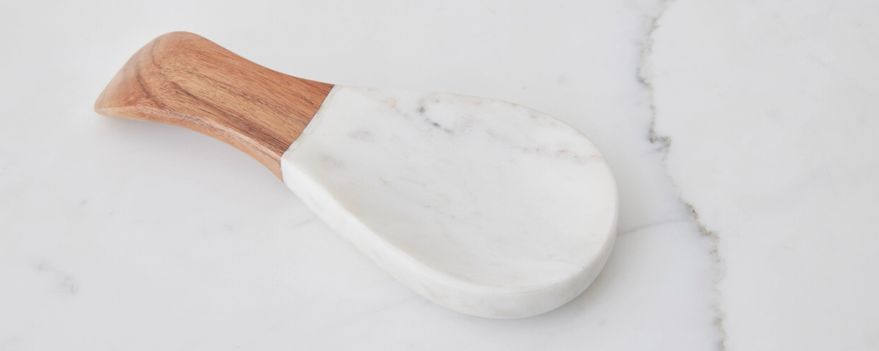 leaf shaped wood natural tray