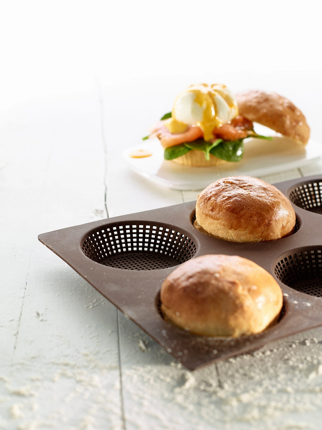 Lekue Silicone Perforated Bread Roll Pan, Brown