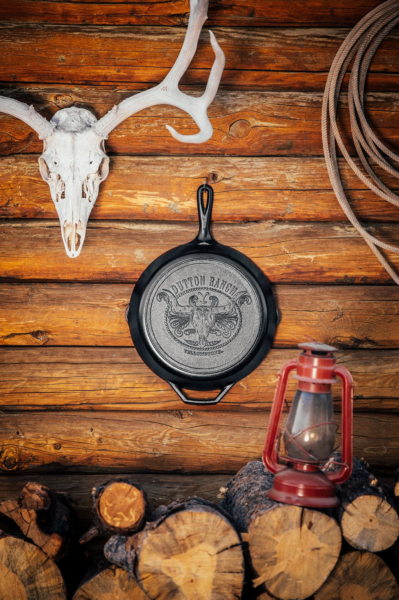 Lodge Yellowstone 12 Inch Seasoned Cast Iron Steer Skillet
