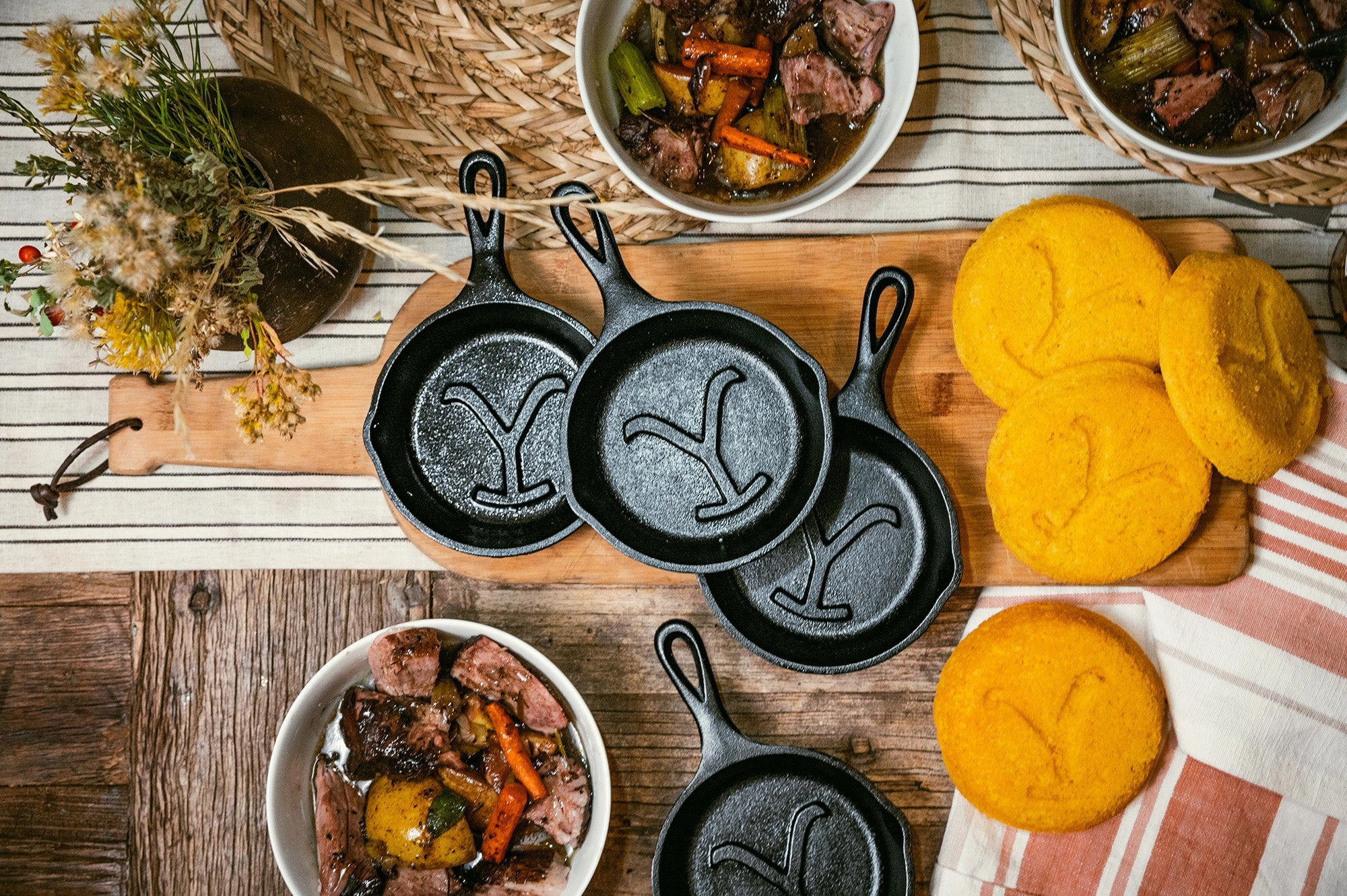 Lodge Yellowstone 5 Inch Seasoned Cast Iron Power Y Skillet