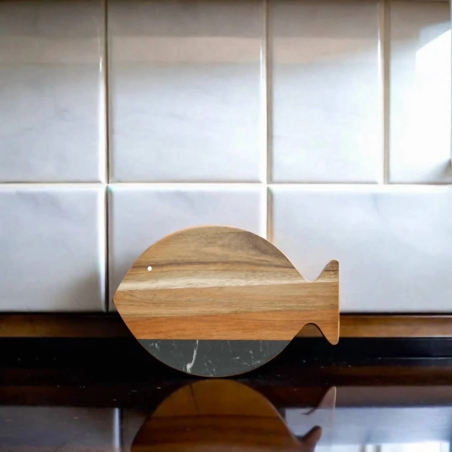 Marble And Acacia Wood Fish Board In Black/natural