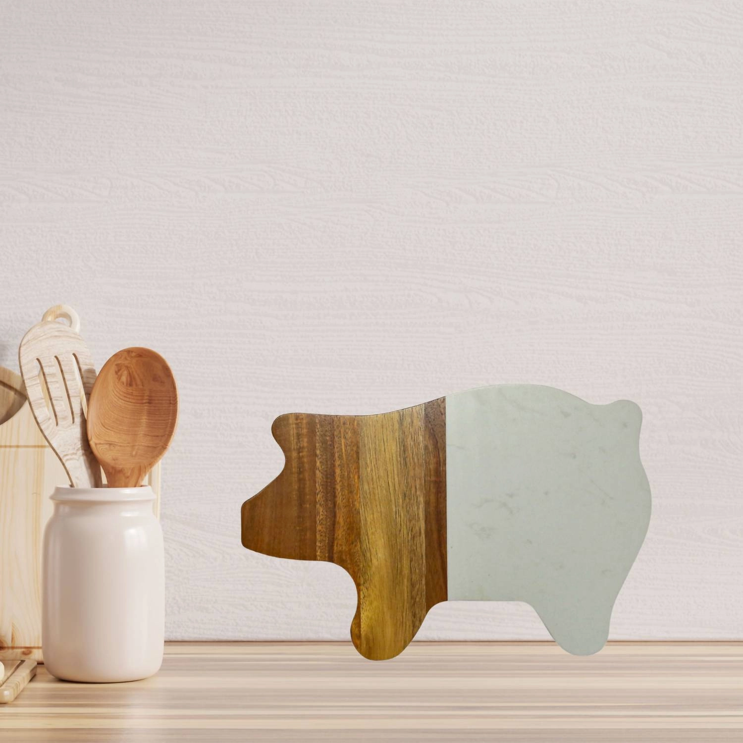 Marble And Acacia Wood Pig Board In White