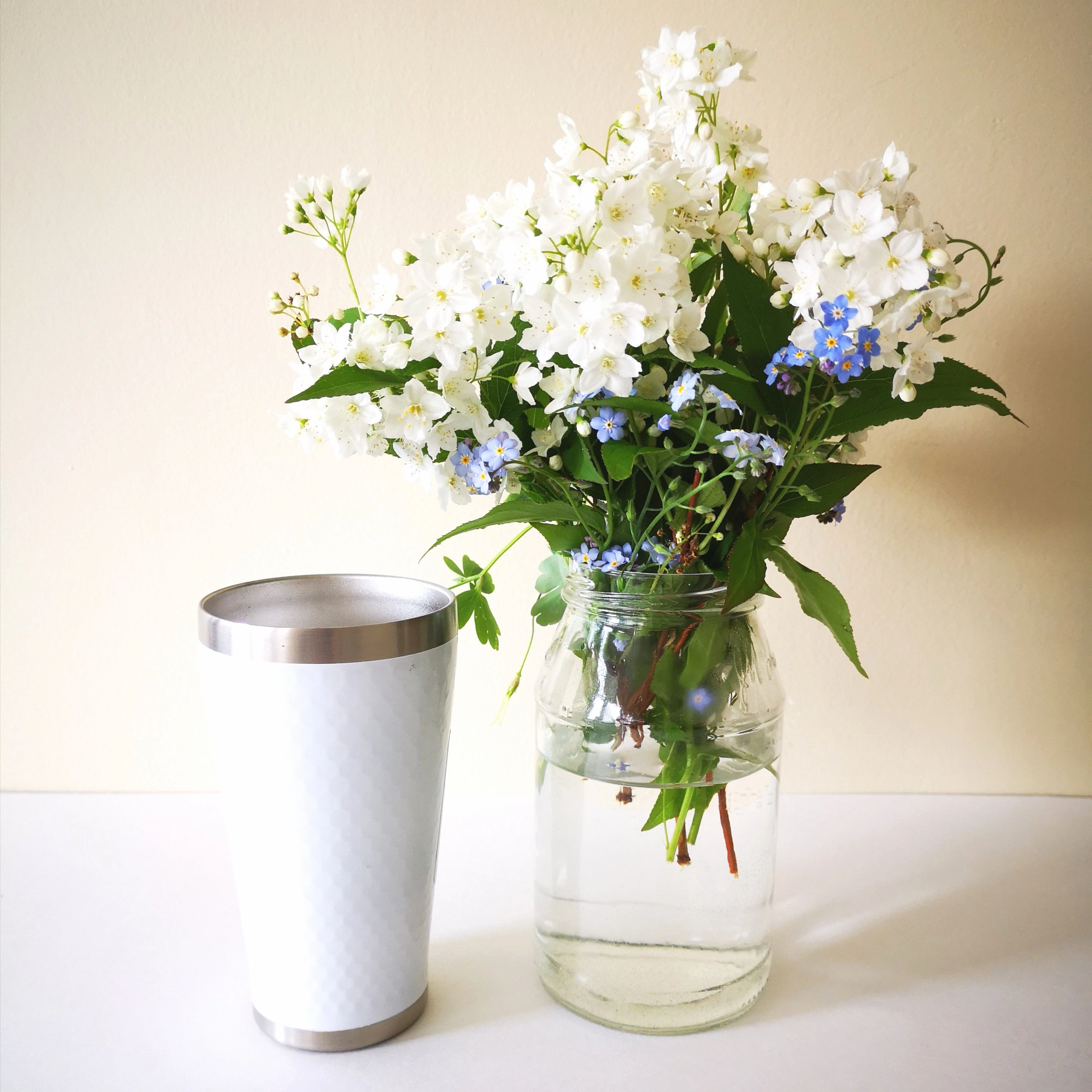 Minimal Stainless Steel Vacuum Insulated Tumbler Set Of 6 - 350 ml - White